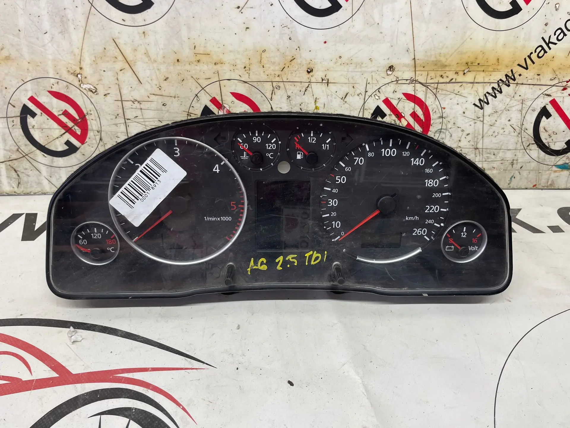 Tachometr 2.5 TDI – Audi A6 1997-2005