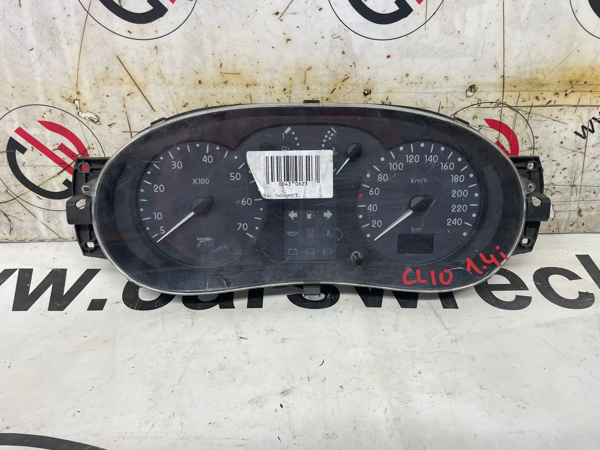 Tachometr 1.4i – Renault Clio 1998-2005