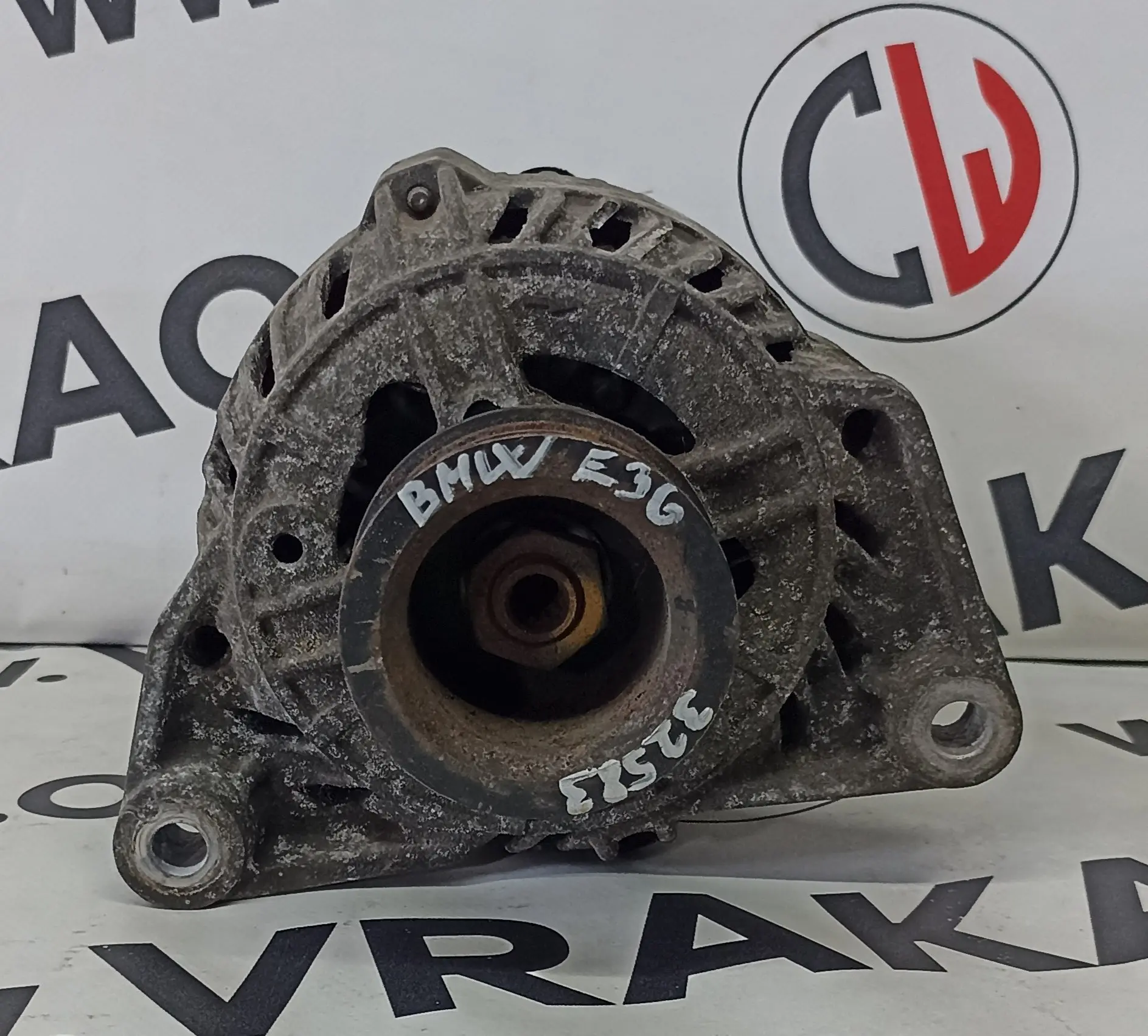 Alternátor 316i 1.6 – BMW 3 E36 1990-1998