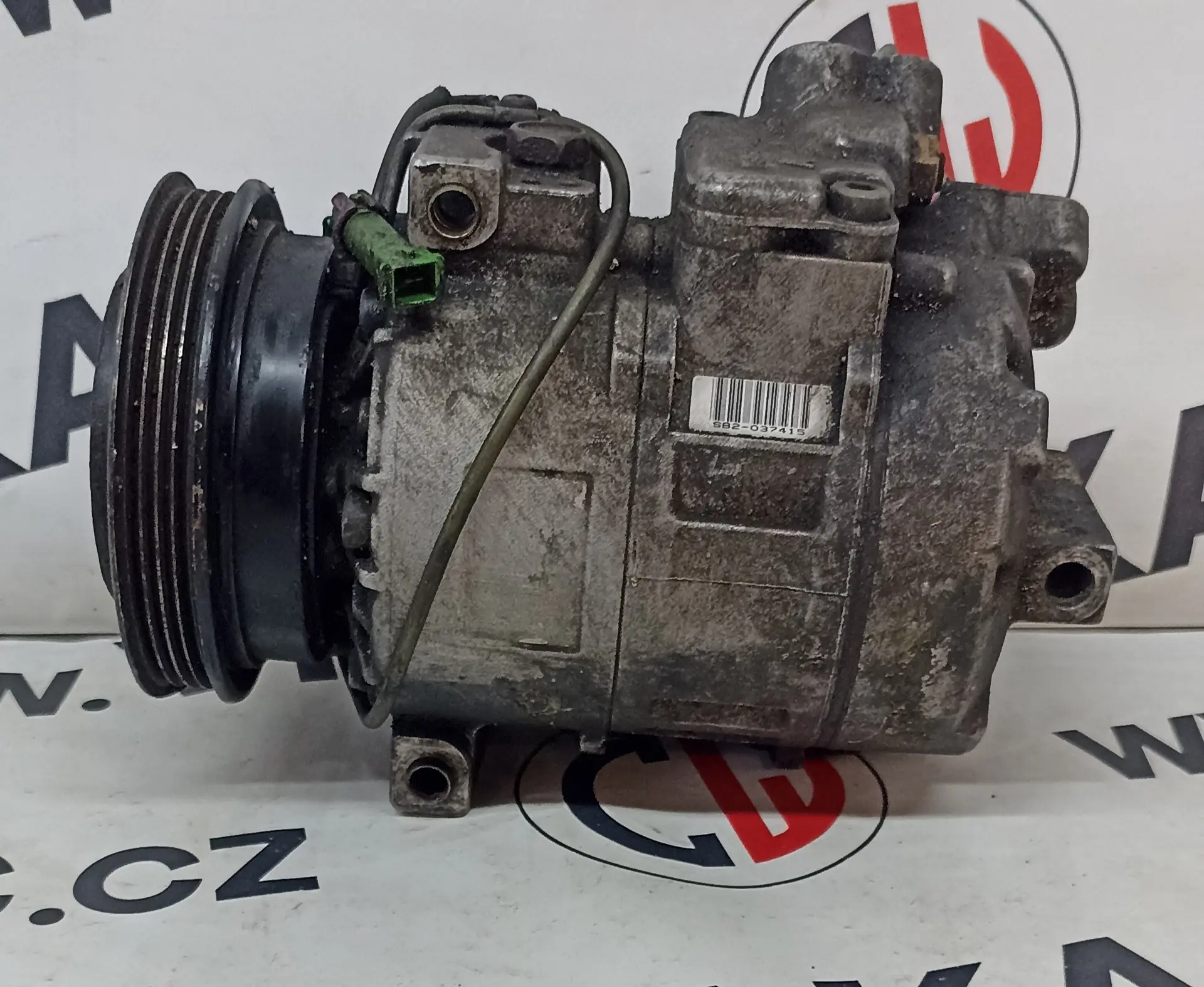 Kompresor klimatizace 1.8 T – Volkswagen Passat B5 1996-2000