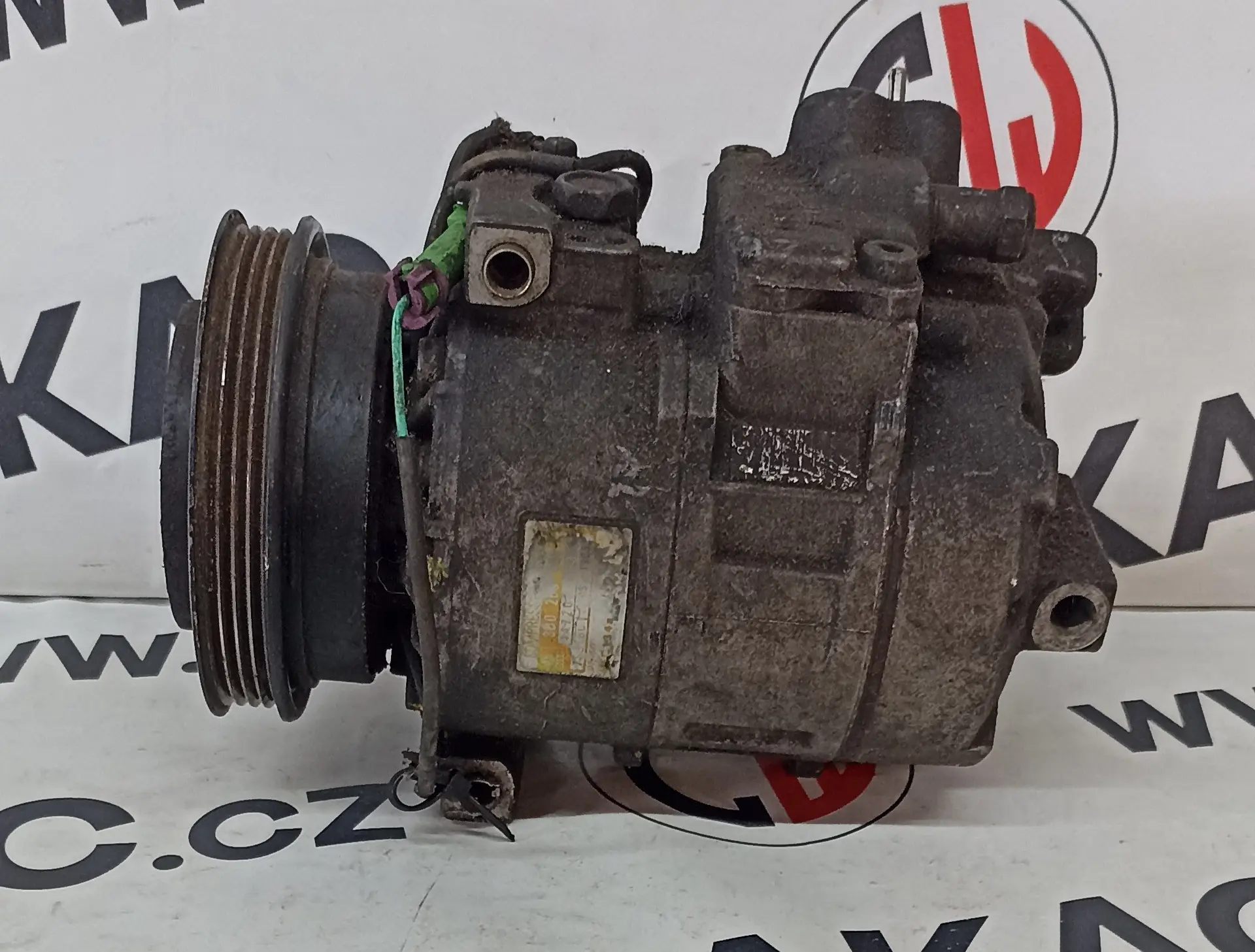 Kompresor klimatizace 1.8 T – Volkswagen Passat B5 1996-2000