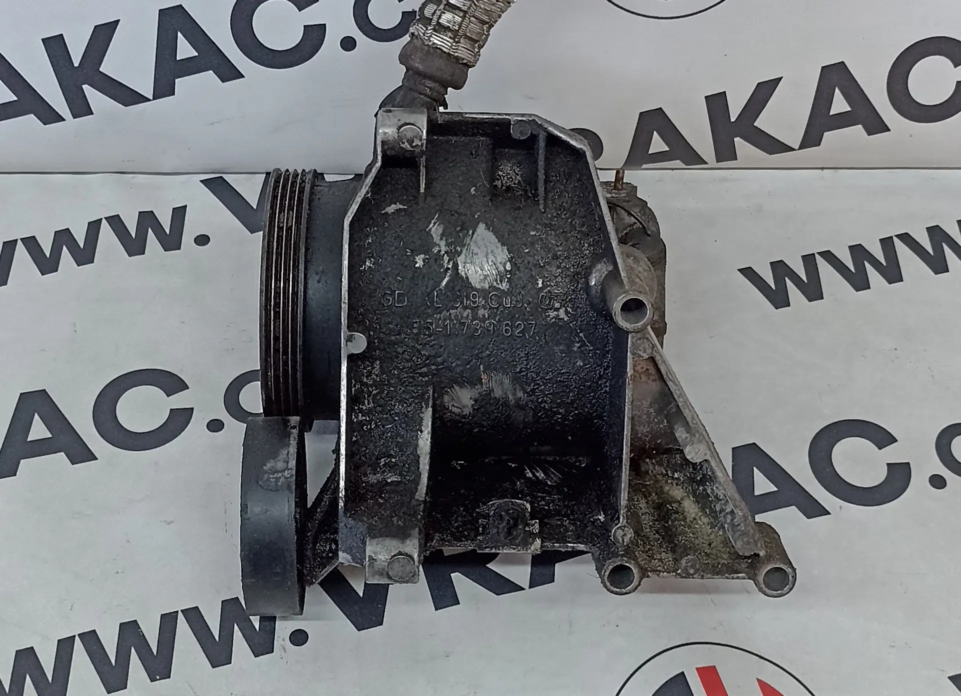 Kompresor klimatizace 318i 1.8 – BMW 3 E36 1990-1998