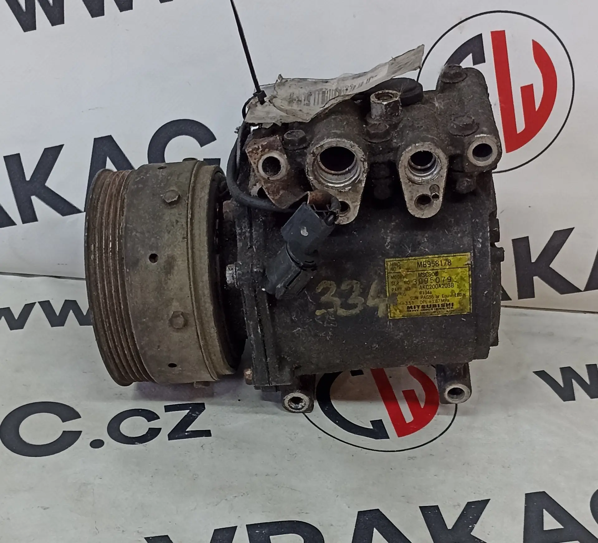 Kompresor klimatizace 1.8 – Mitsubishi Carisma 1995-2006