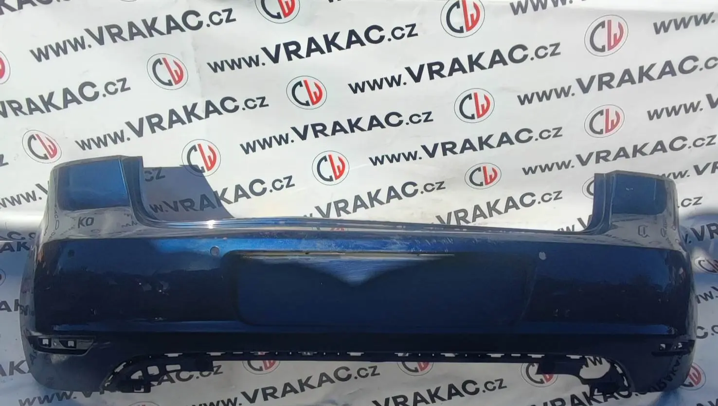 Nárazník zadní (5K6807421) – Volkswagen Golf VI 2008-2014