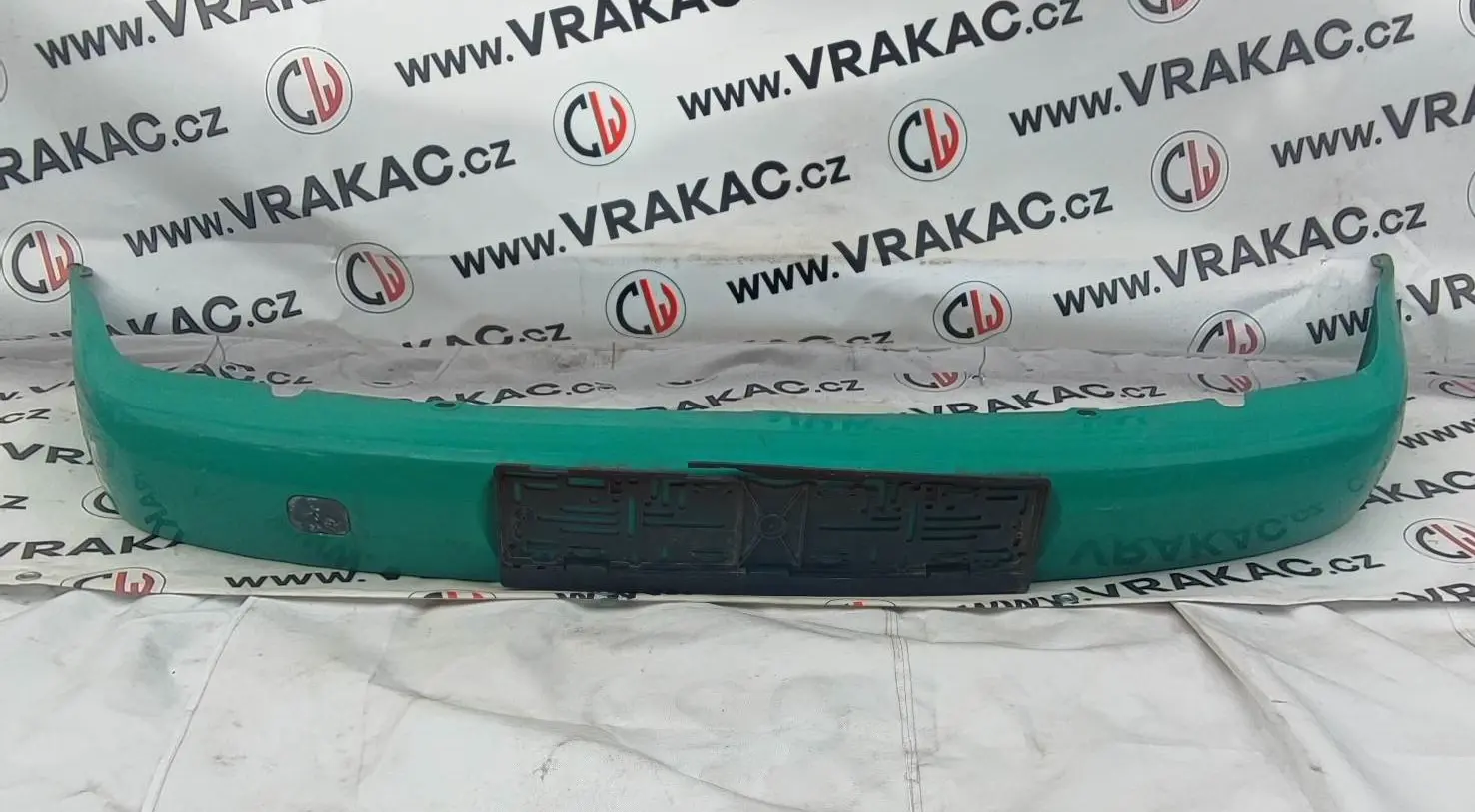 Nárazník zadní (6N0807221) – Volkswagen Polo 1994-2001
