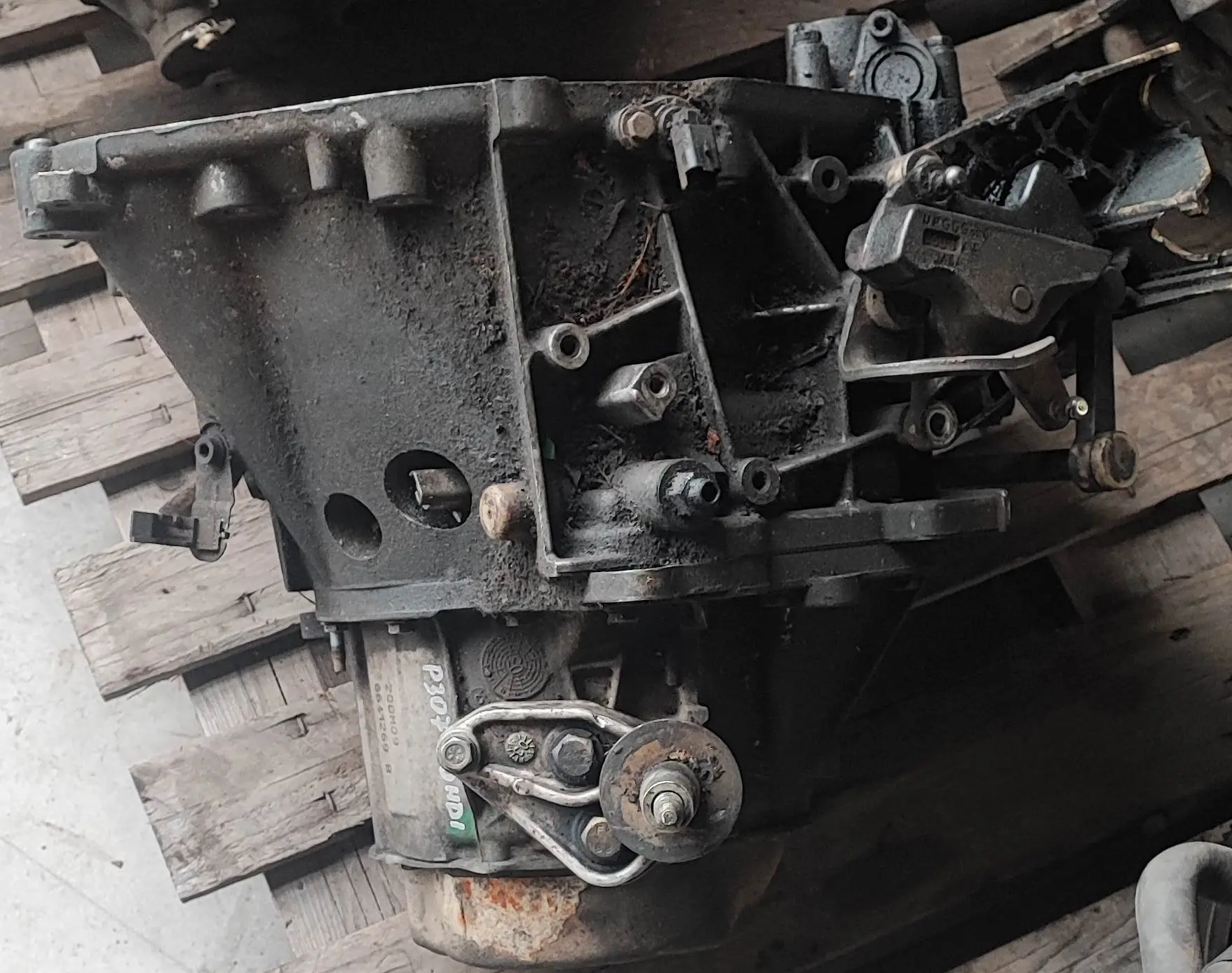 Převodovka 2.0 HDI, kód 20DM09 – Peugeot 307 2001-2005