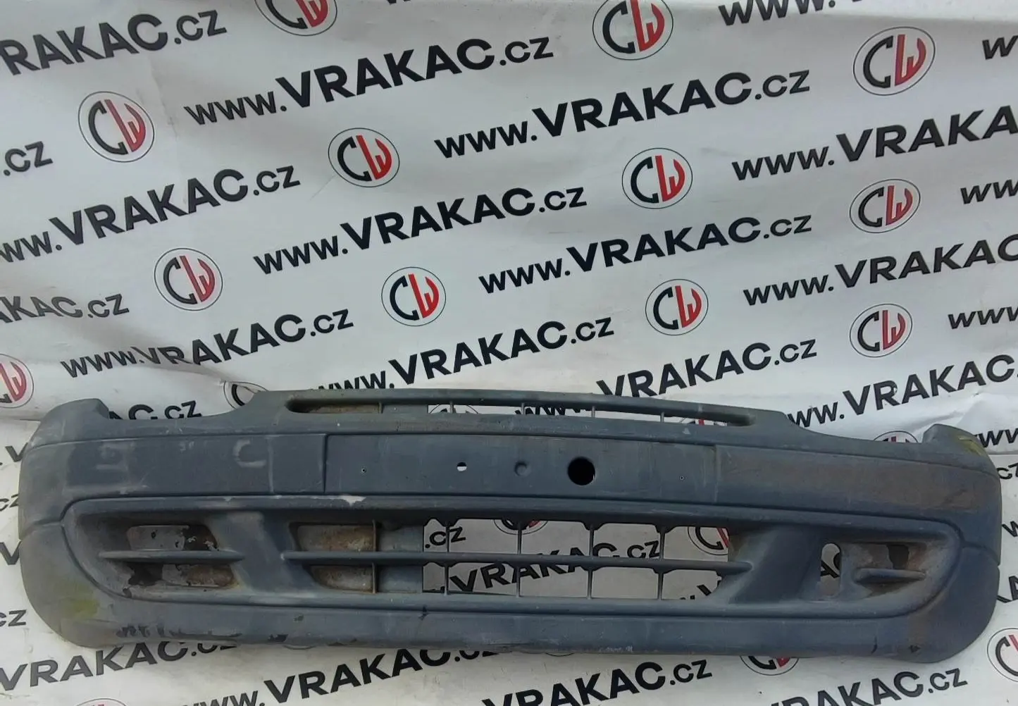 Nárazník přední (7700817500) – Renault Twingo 1993-2007