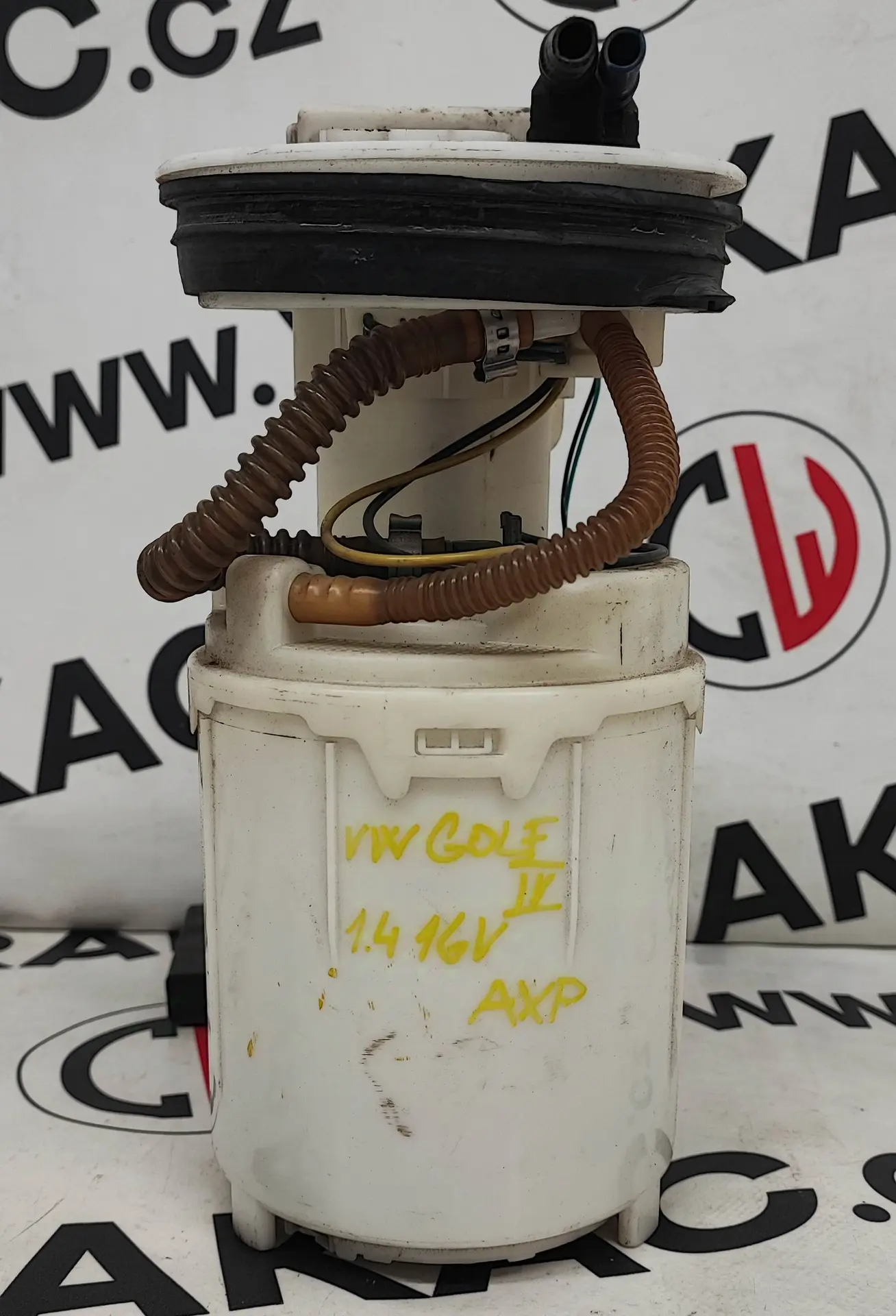 Palivové čerpadlo 1.4 16V, AXP – Volkswagen Golf IV 1998-2005