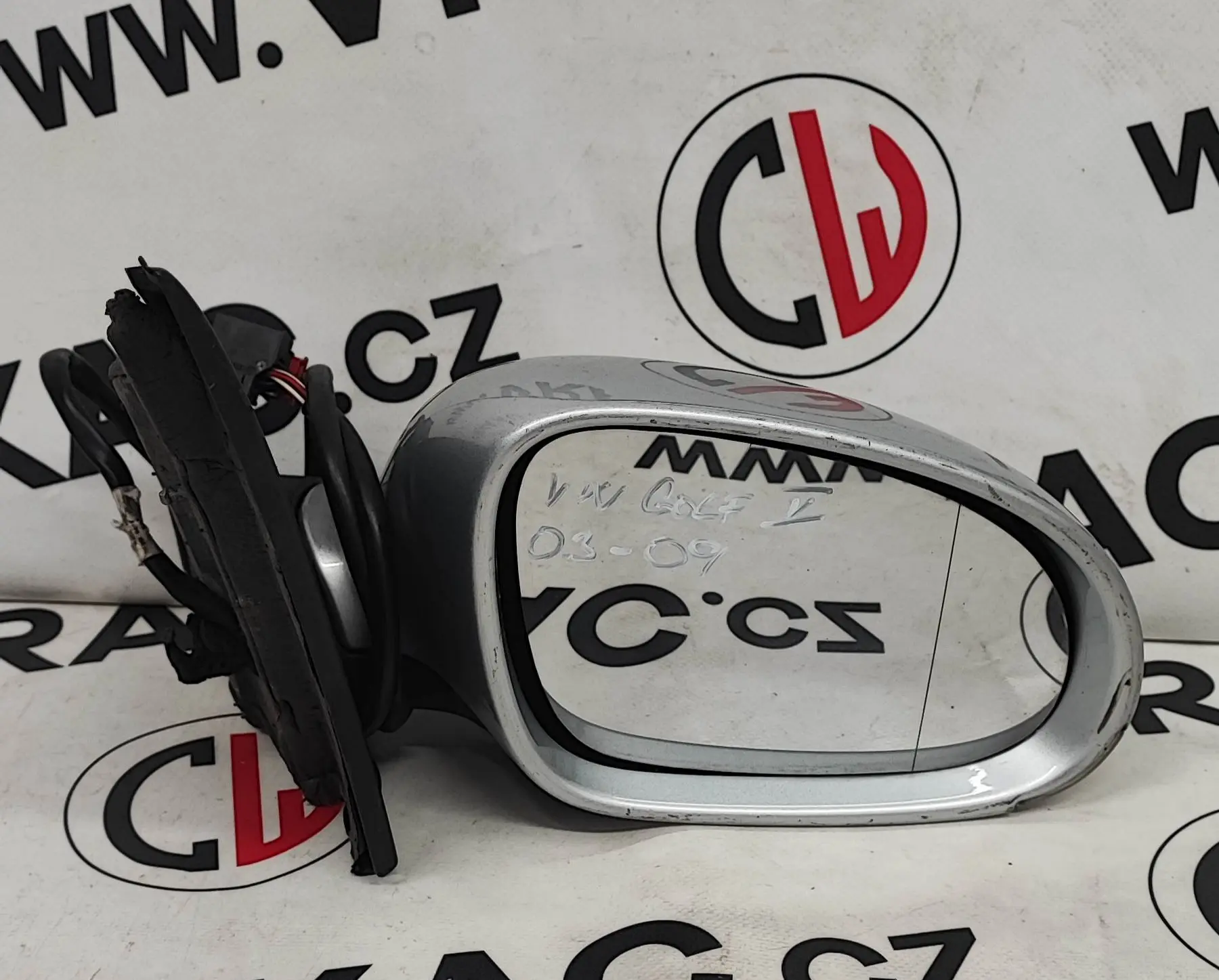 Zpětné zrcátko pravé – Volkswagen Golf V 2003-2010