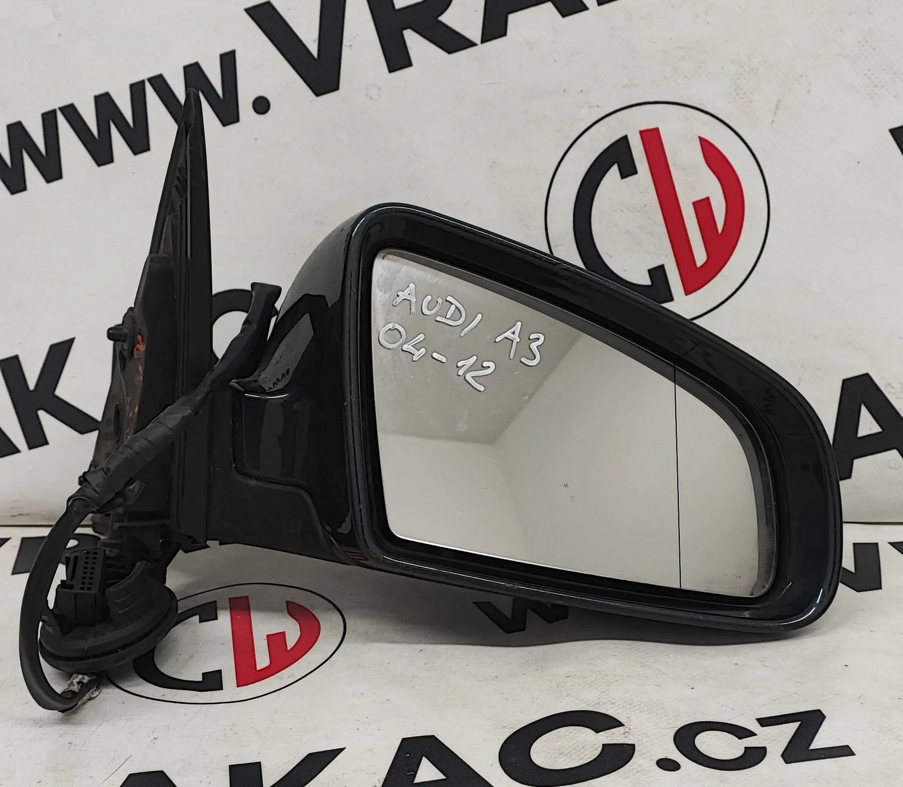 Zpětné zrcátko pravé – Audi A3 2004-2012