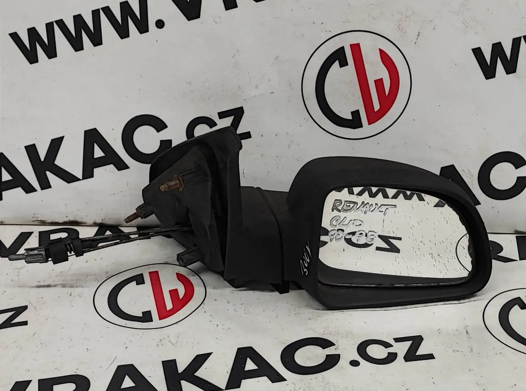 Zpětné zrcátko pravé – Renault Clio 1990-1998