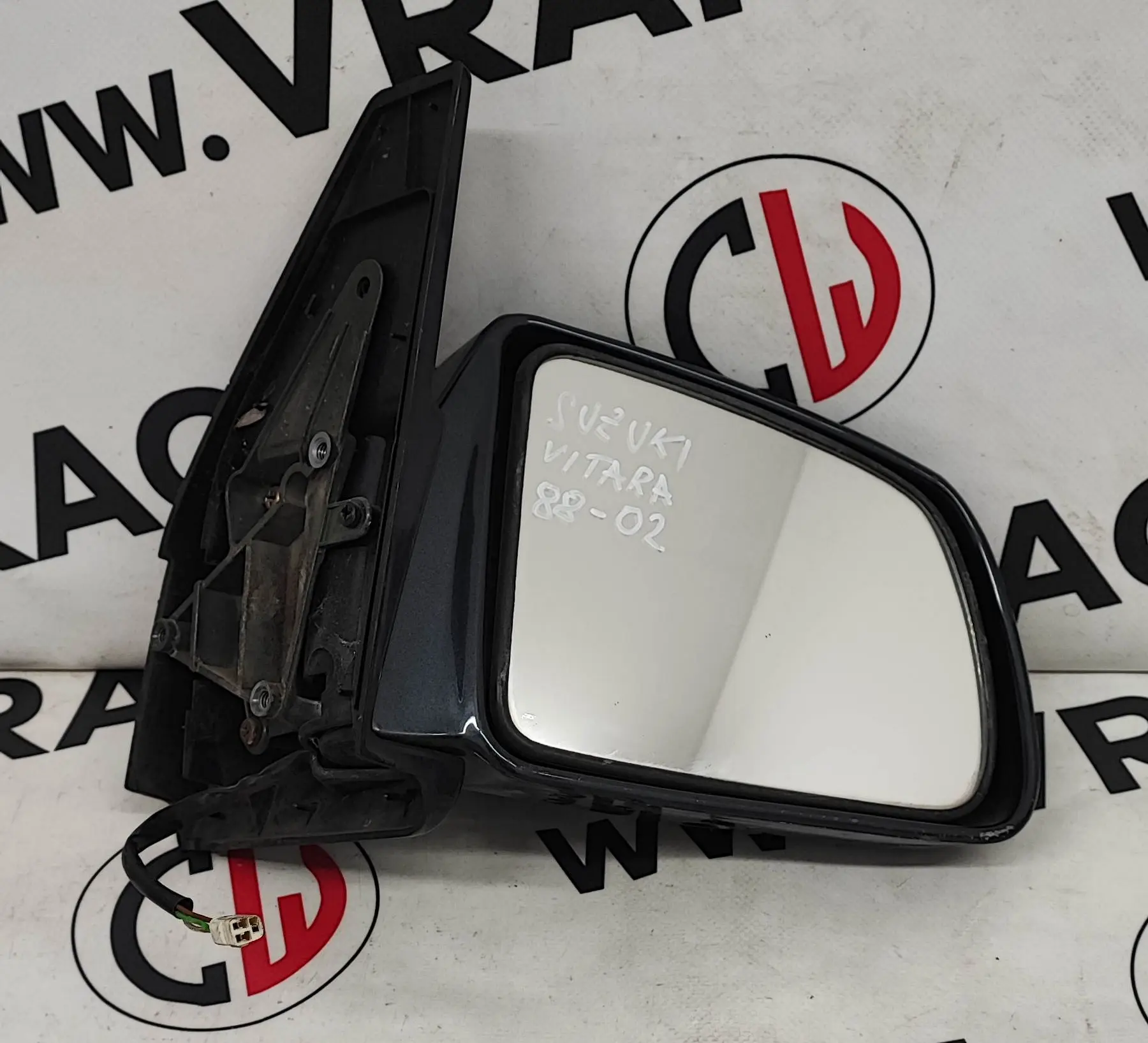 Zpětné zrcátko pravé – Suzuki Vitara 1988-2002