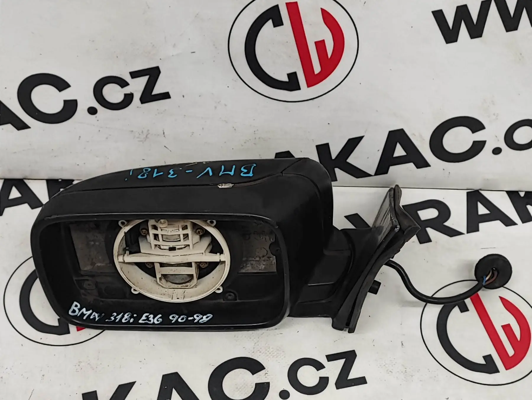 Zpětné zrcátko 318i – BMW 3 E36 1990-1998