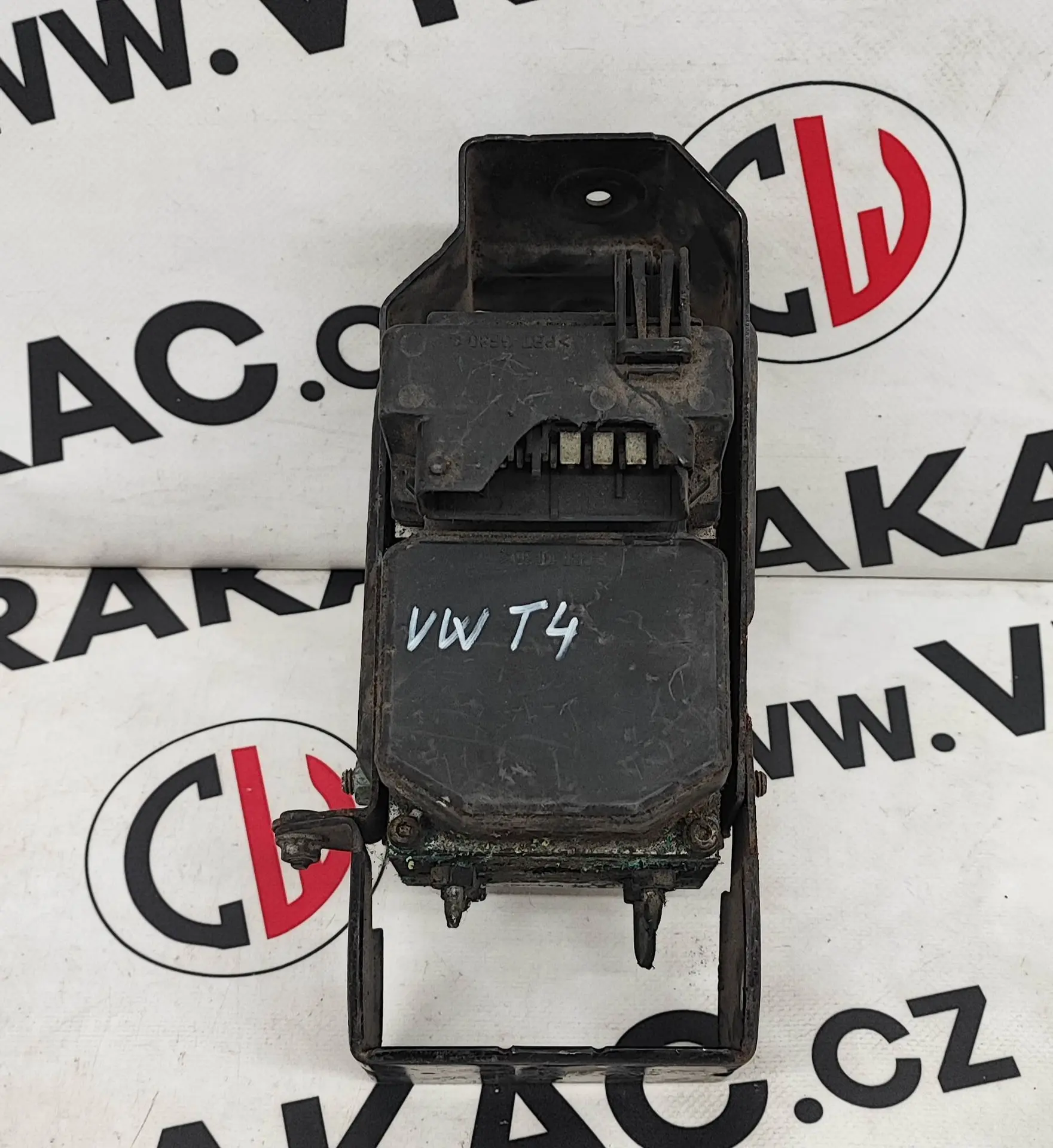 Řídící jednotka ABS, T4 (7D0614111B) – Volkswagen Transporter T4 1990-2003