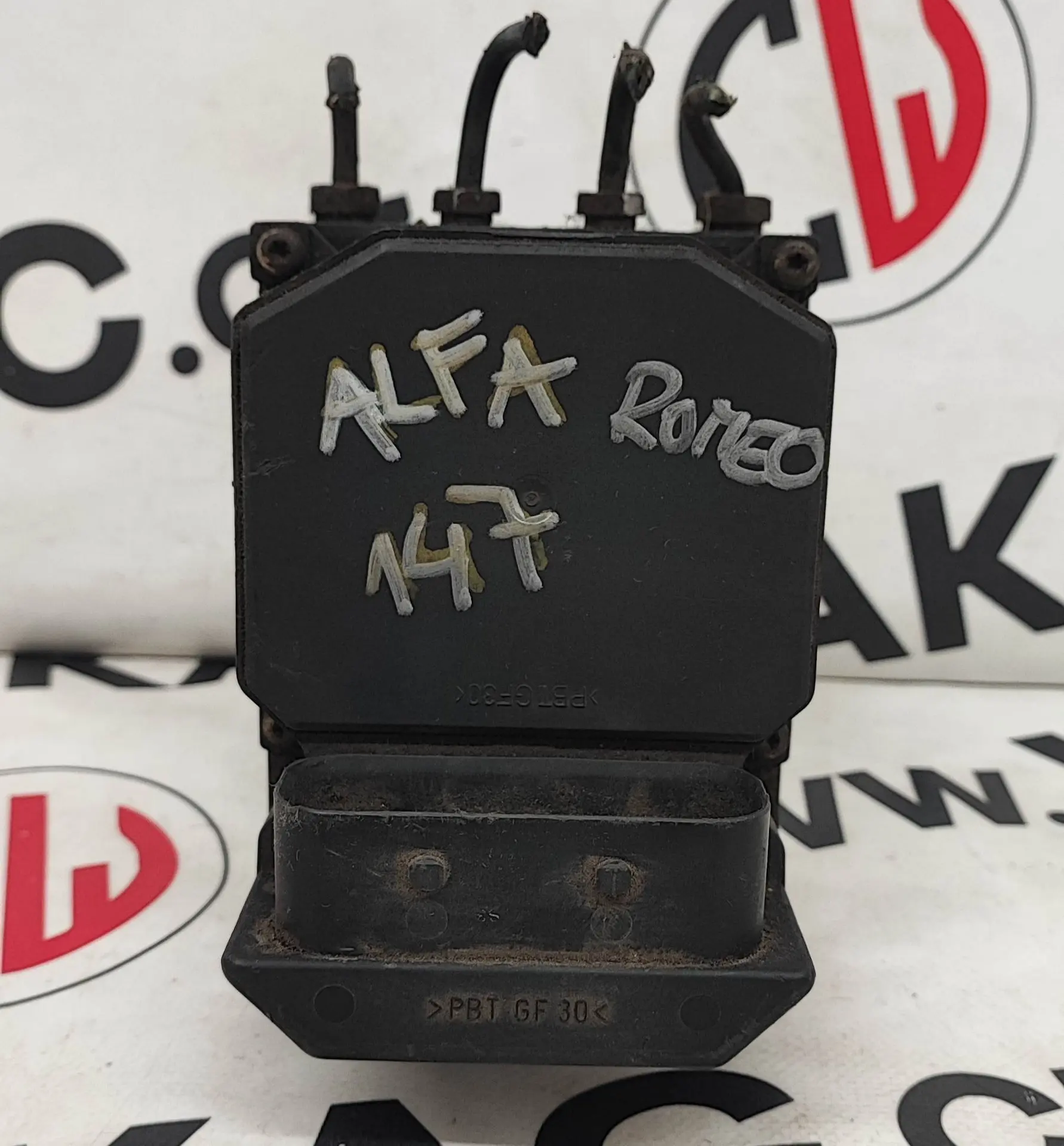 Řídící jednotka ABS (46811818) – Alfa Romeo 147 2000-2010