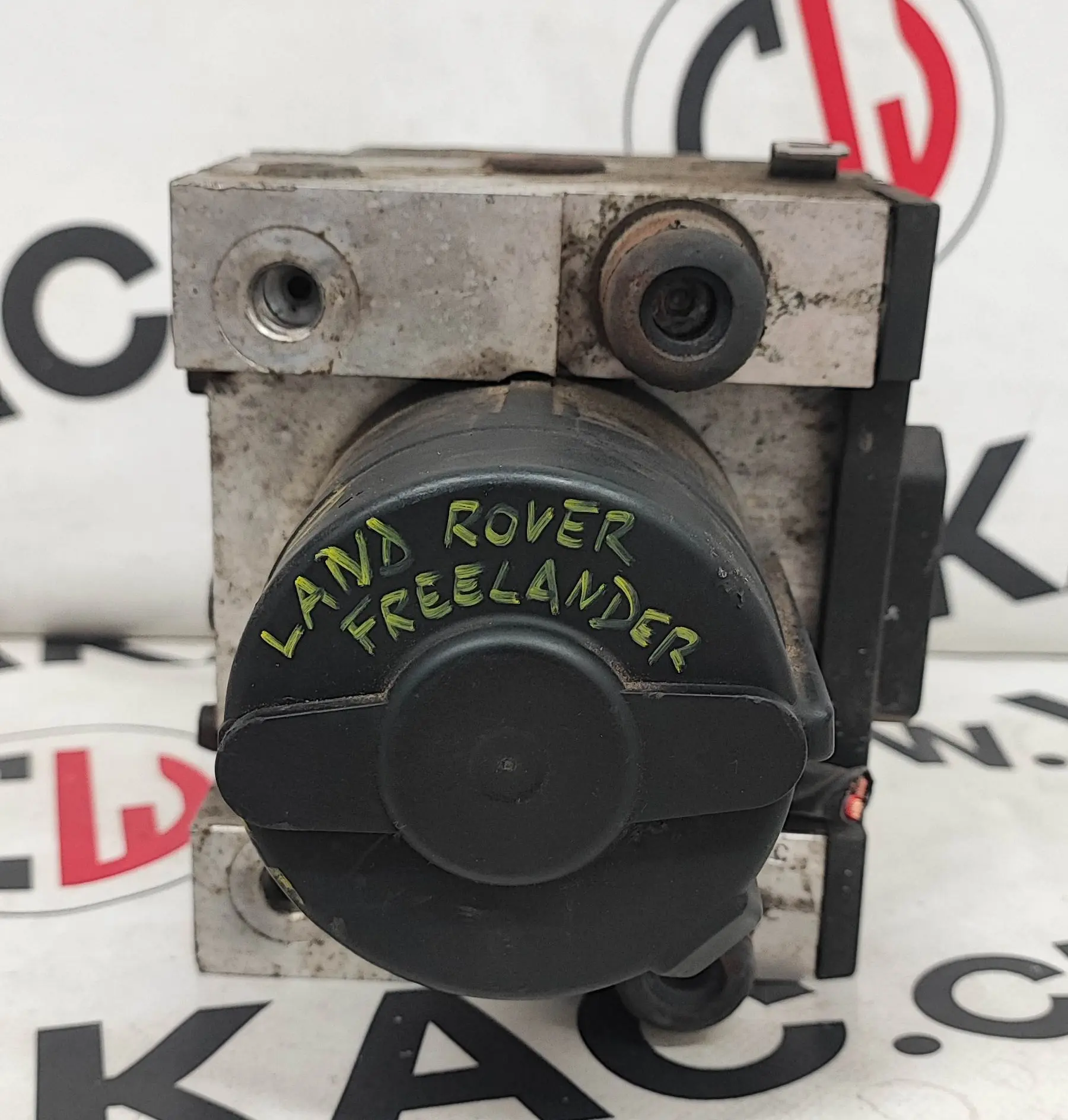 Řídící jednotka ABS (SRB10123097) – Land Rover Freelander 1998-2007