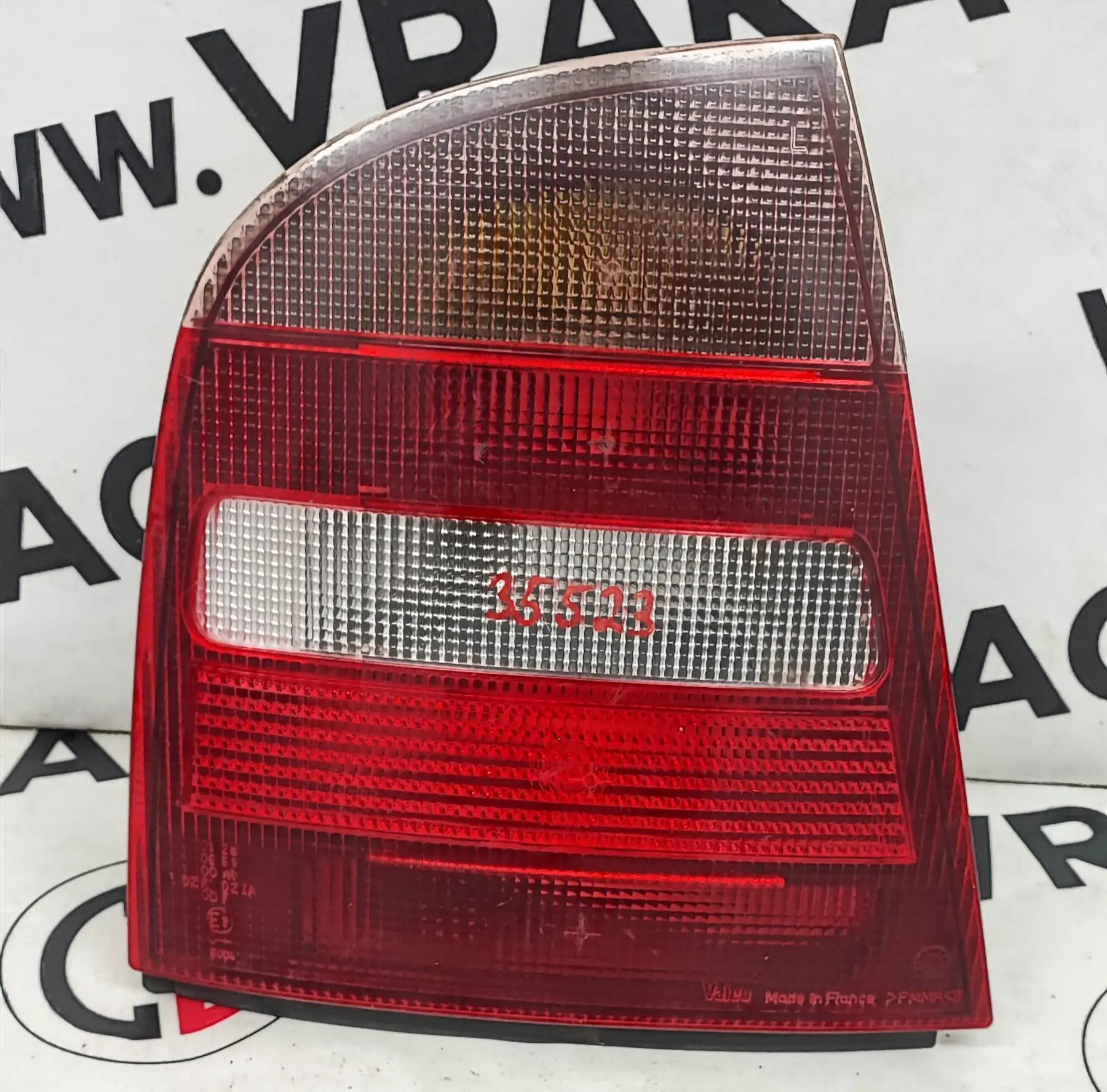 Světlomet zadní levý (1U6945111) – Škoda Octavia I 1996-2000