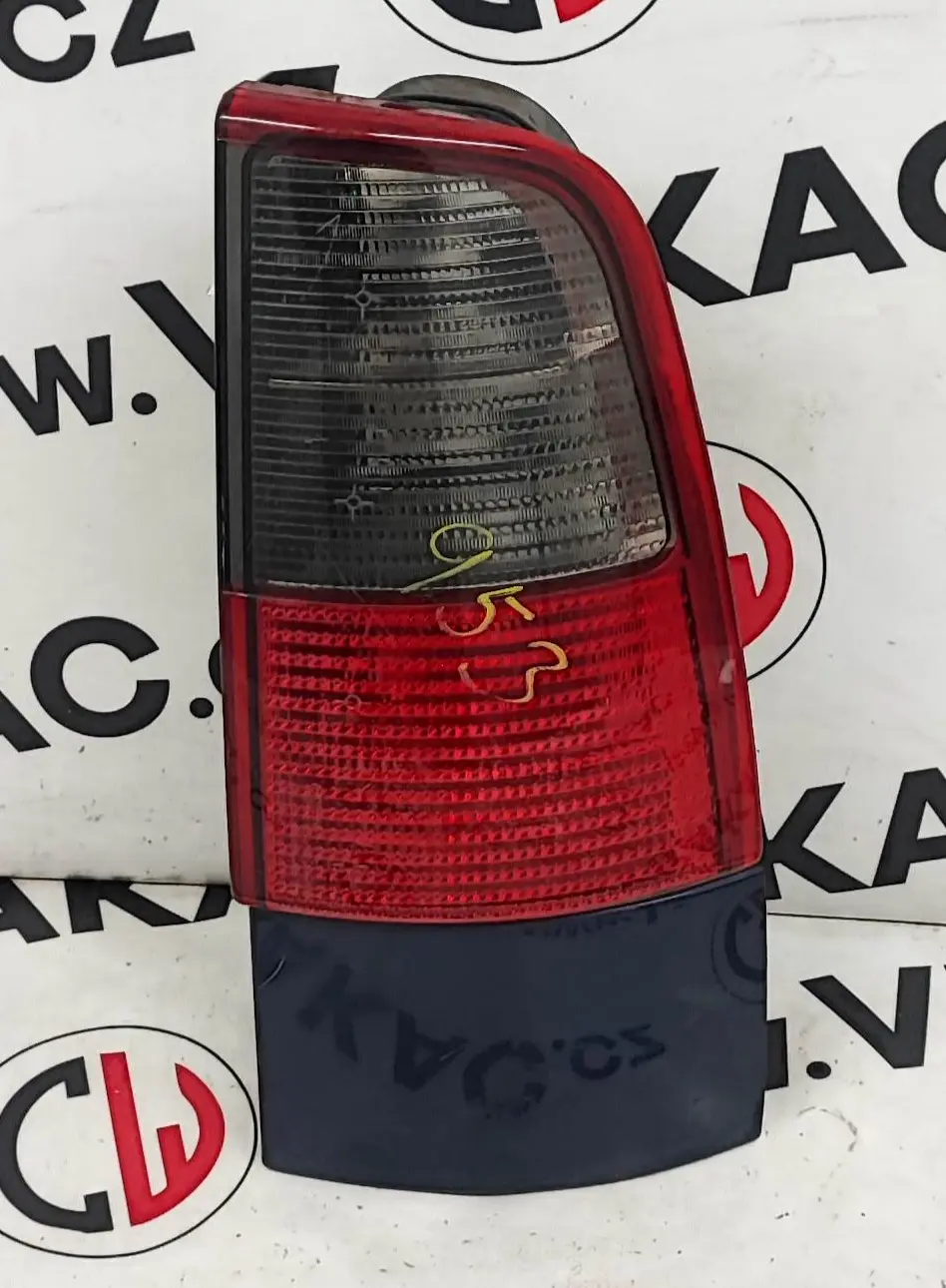 Světlomet zadní pravý (6K0945112B) – Seat Cordoba 1999 - 2002
