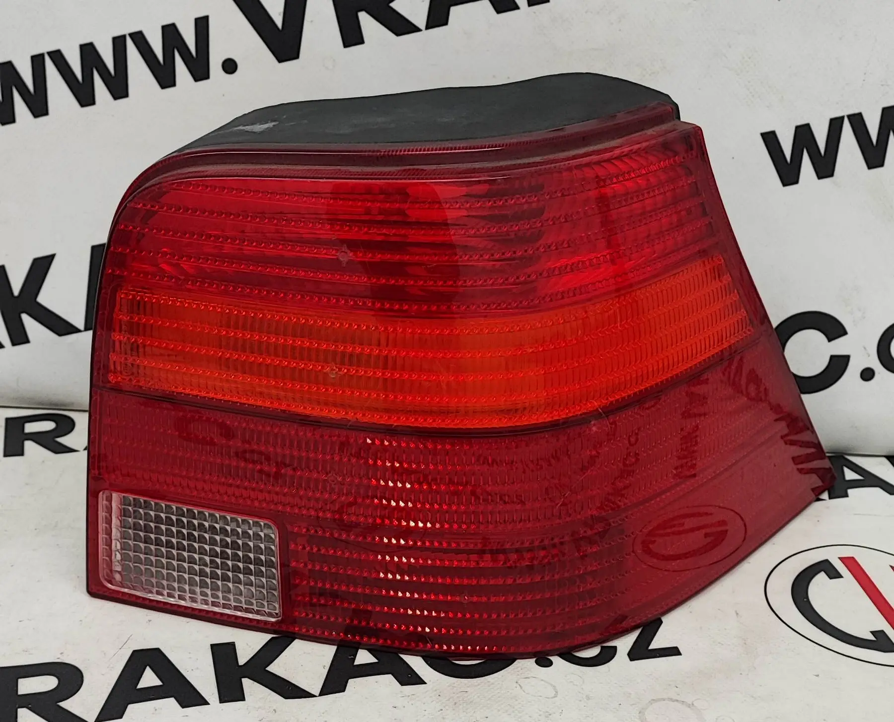 Světlomet zadní pravý – Volkswagen Golf IV 1998-2005