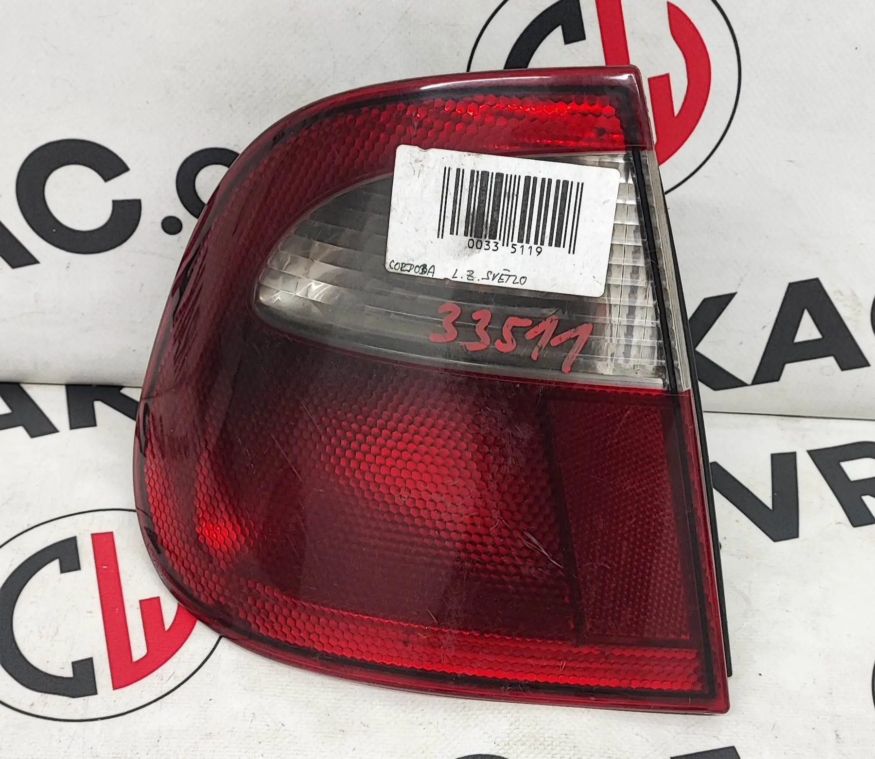 Světlomet zadná levý (6K5945095G) – Seat Cordoba 1999 - 2002