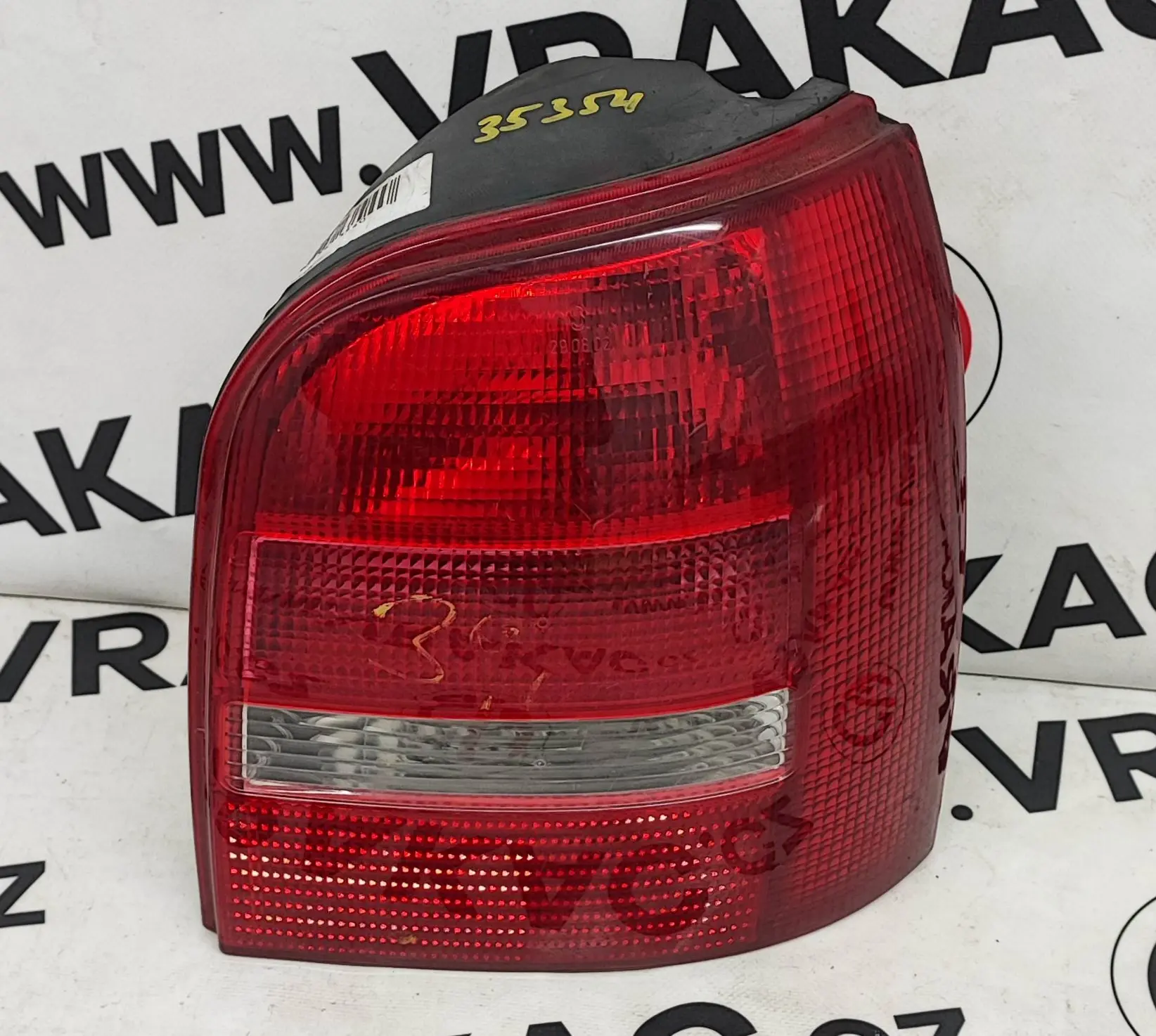 Světlomet zadní pravý – Audi A4 1994-2001