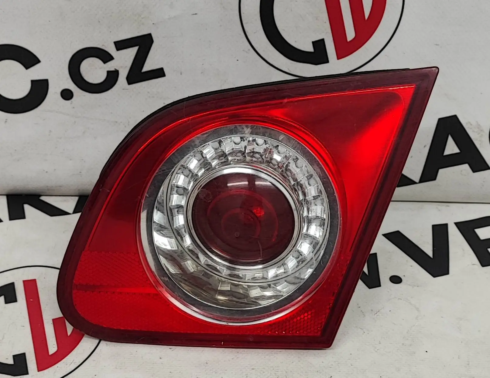 Světlomet zadní vnitřní pravý – Volkswagen Passat B6 2005-2010