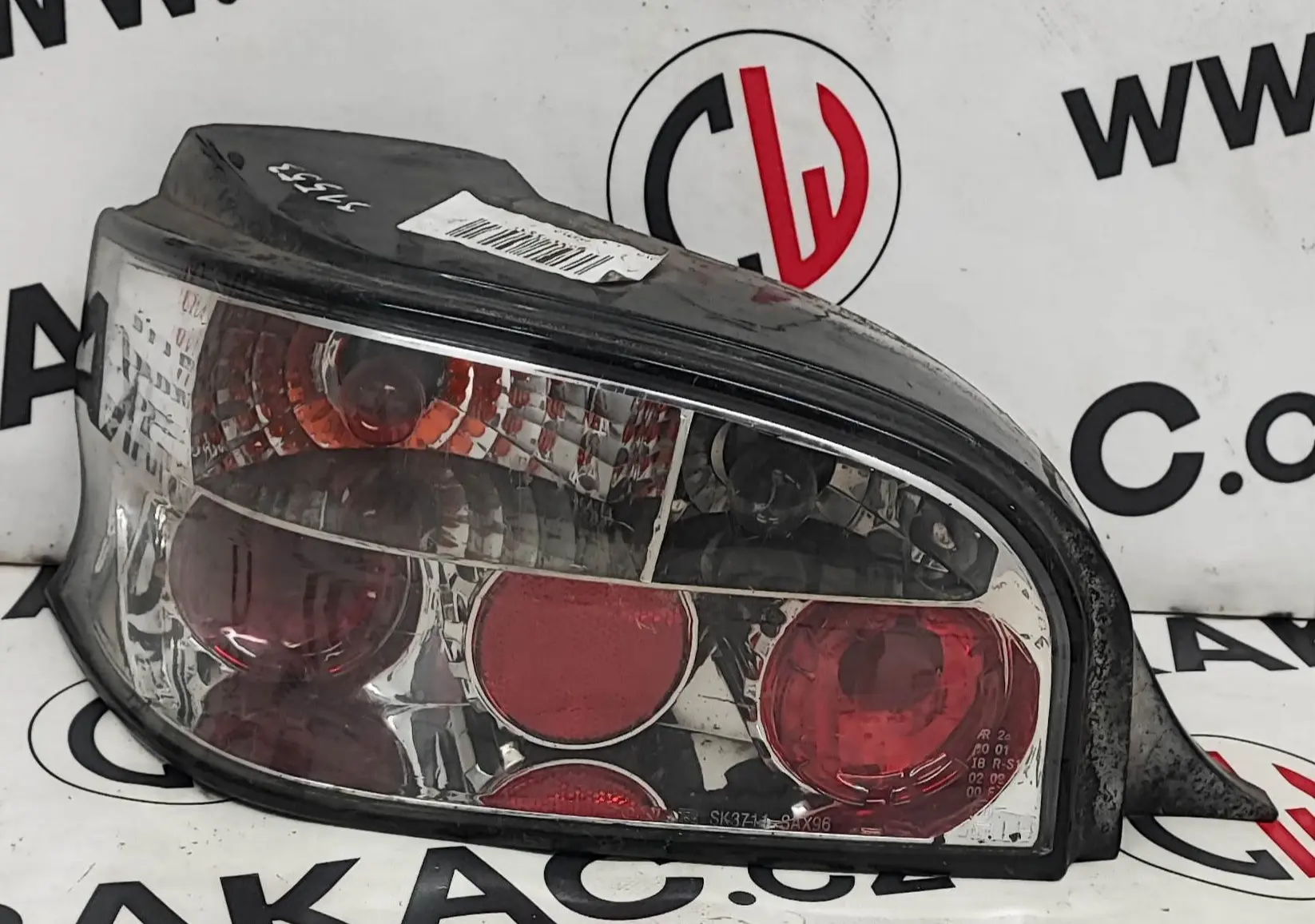 Světlomet zadní levý – Citroen Saxo 1998-2004