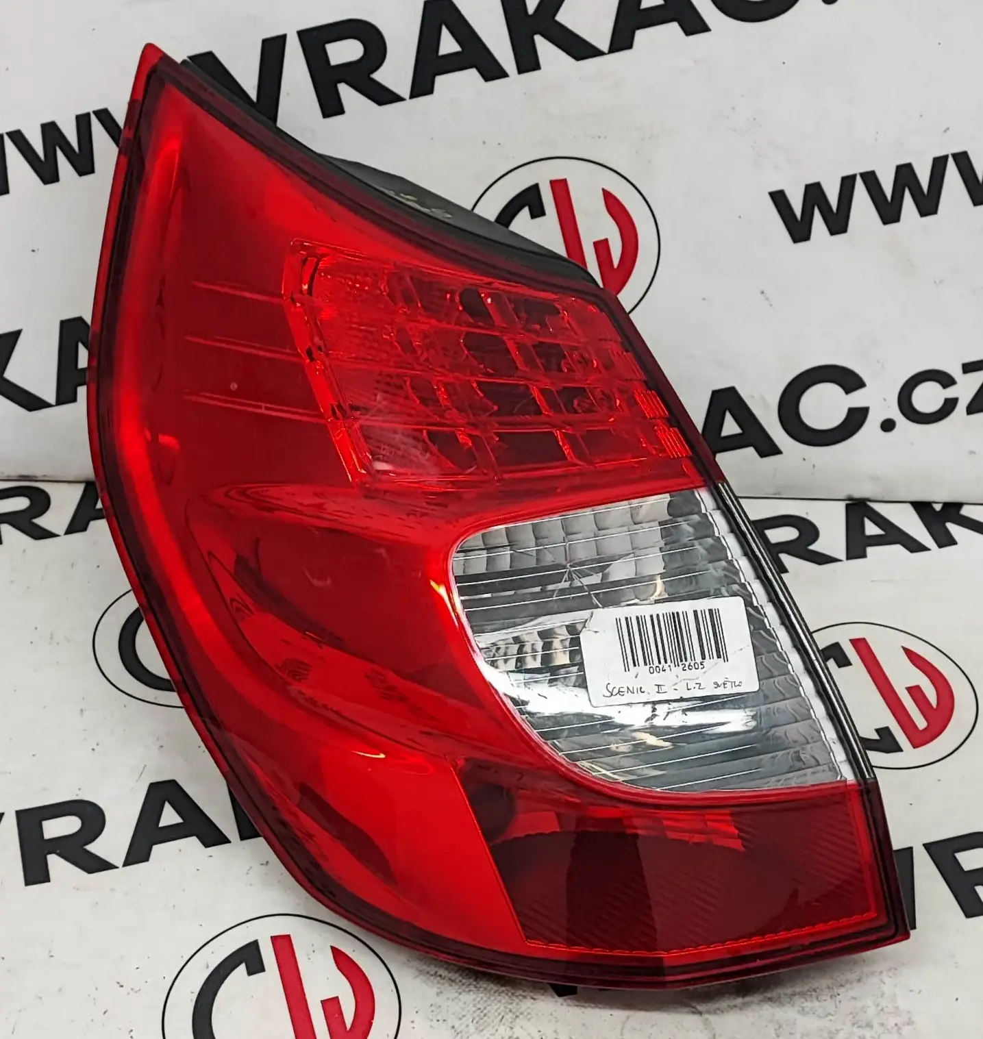 Světlomet zadní levý (8200474328) – Renault Scenic II 2003-2009