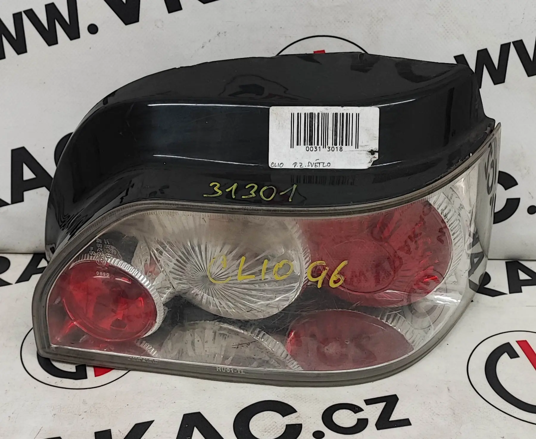 Světlomet zadní pravý – Renault Clio 1990-1998