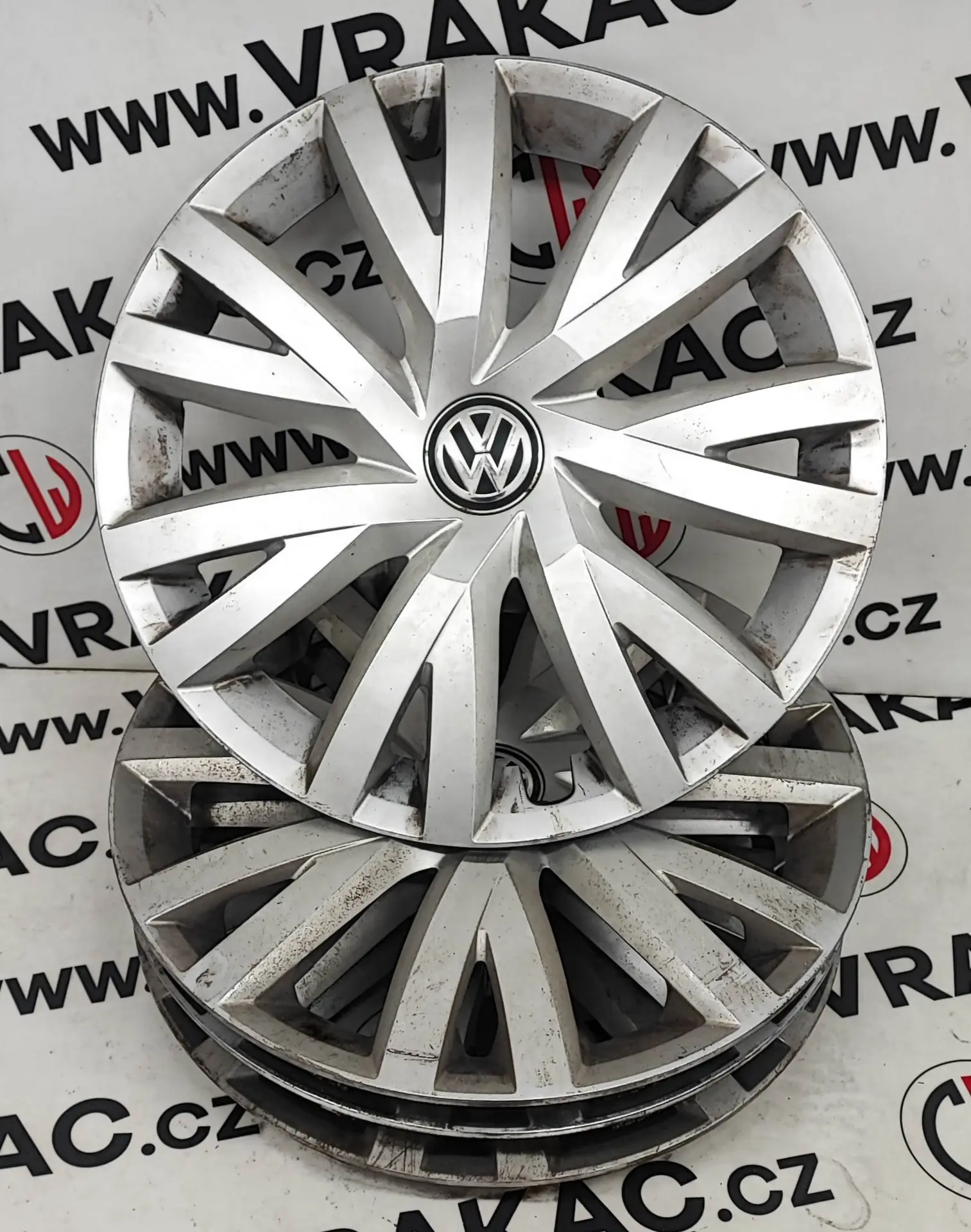 Poklice kol 16' sada – Volkswagen Golf VII 2012-2019