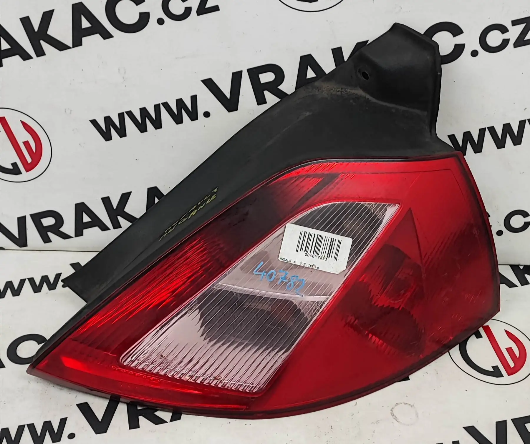 Světlomet zadní pravý (8200073237) – Renault Megane II 2002-2008