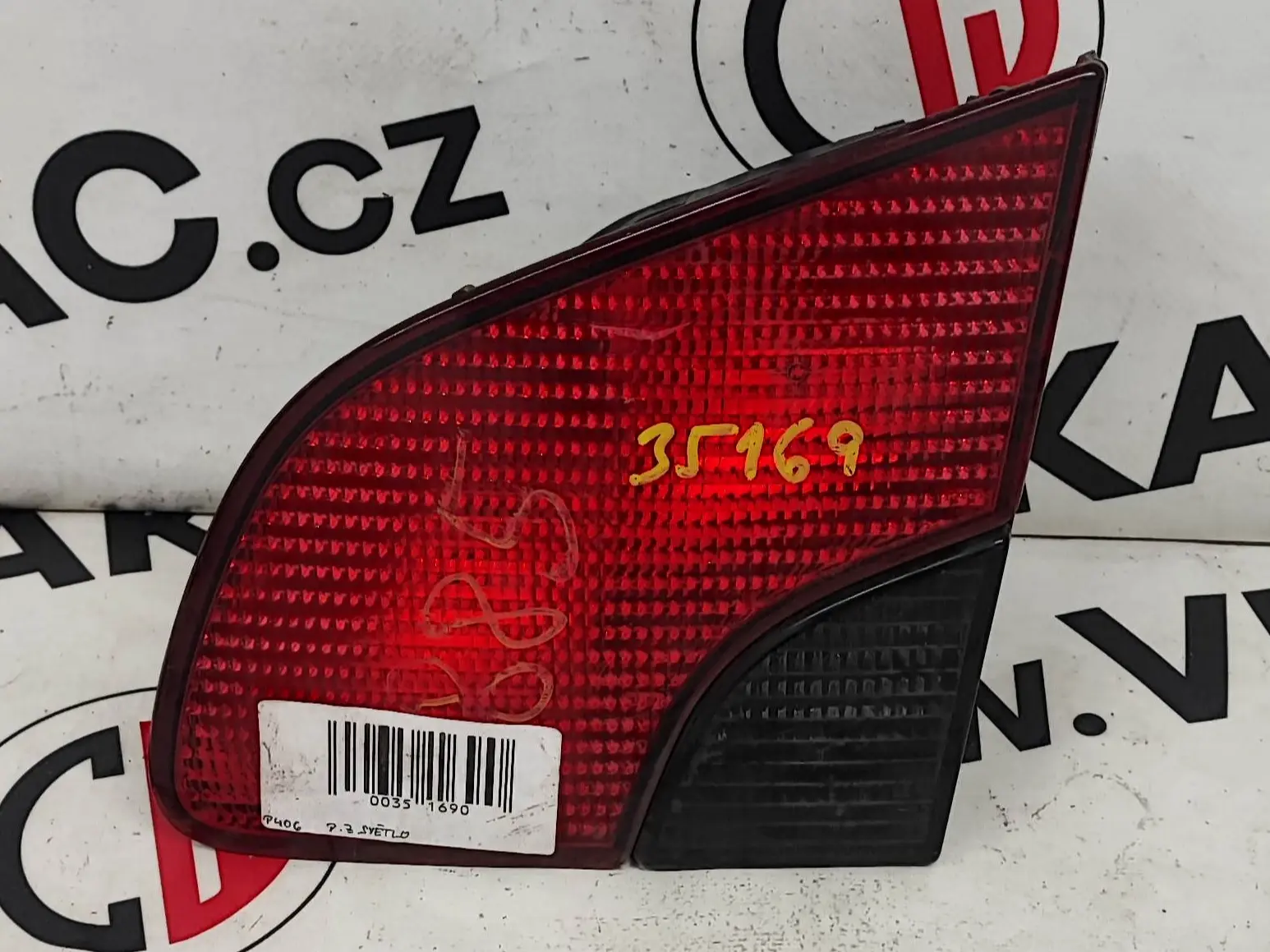 Světlomet zadní zadní pravý vnitřní – Peugeot 406 1999-2005