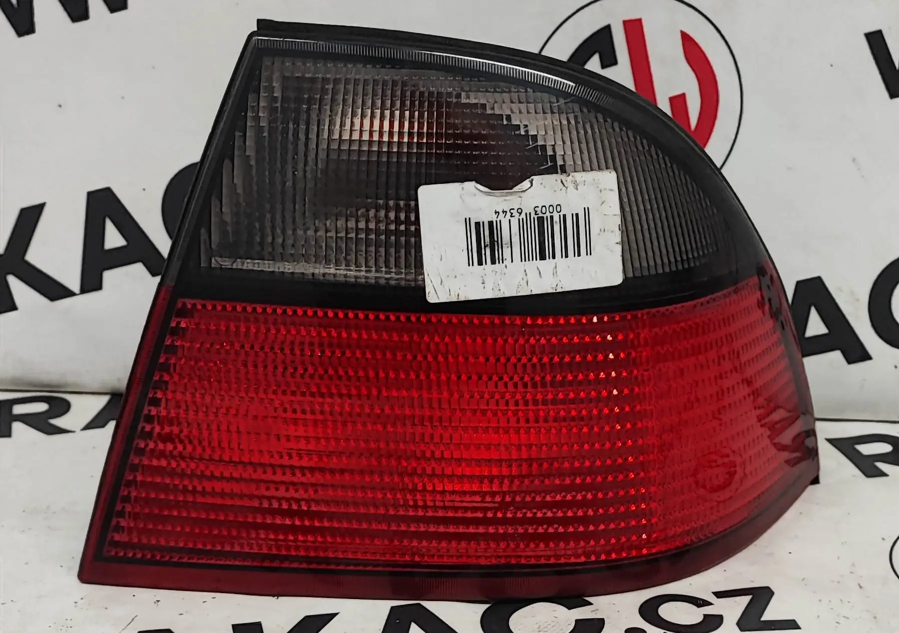 Světlomet zadní pravý (23140202) – SAAB 9-5 1998-2009
