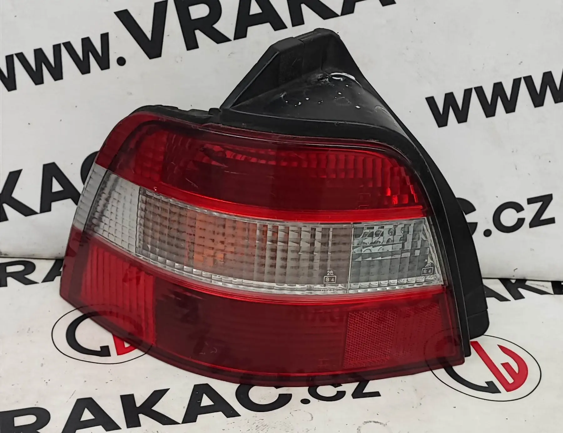 Světlomet zadní levý – Honda Accord 1998-2002