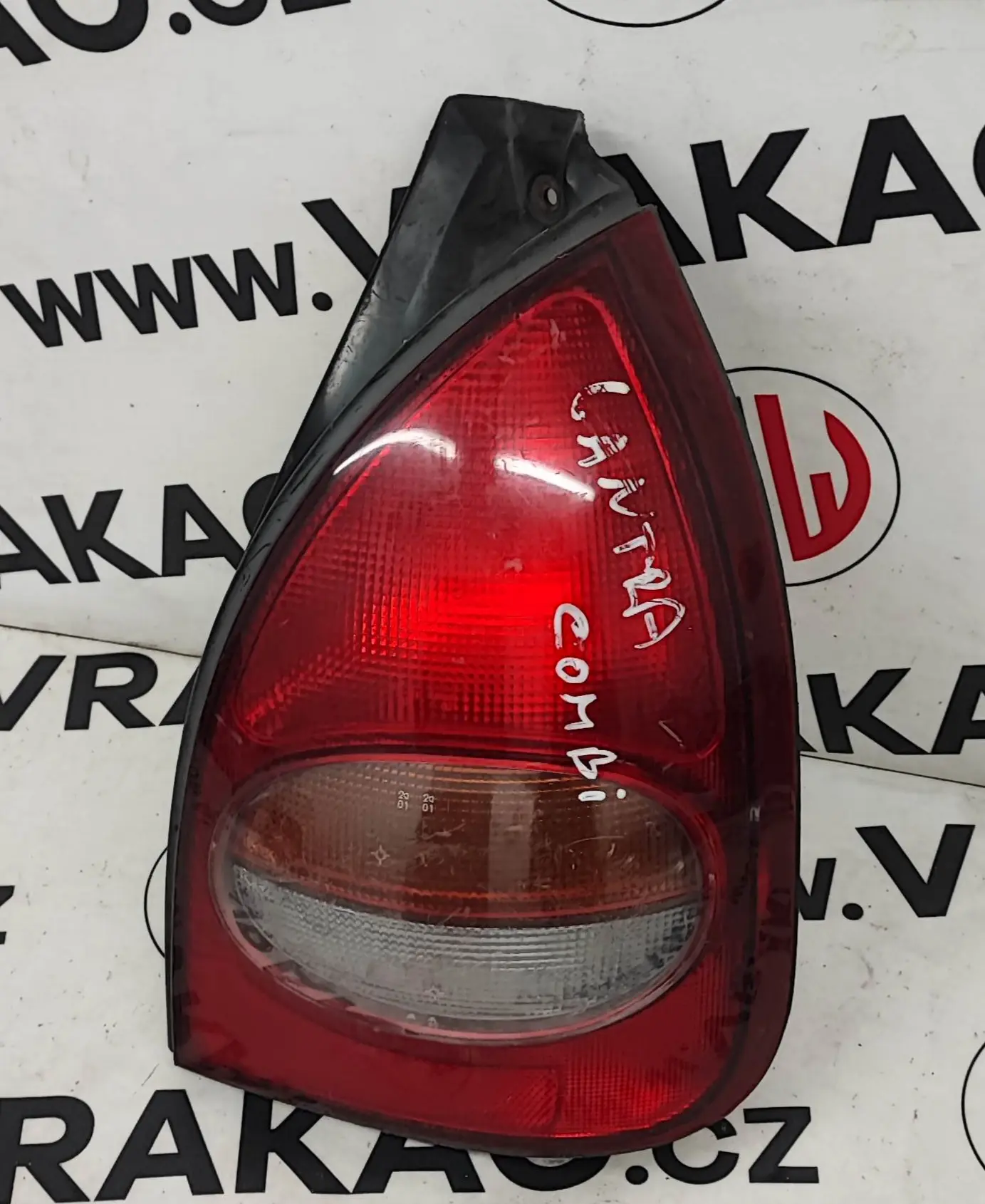 Světlomet zadní pravý – Hyundai Lantra 1995-2000
