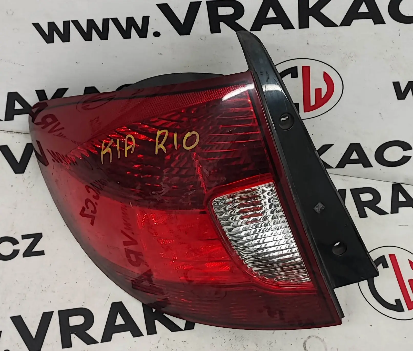 Světlomet zadní levý – Kia RIO I 2000-2005
