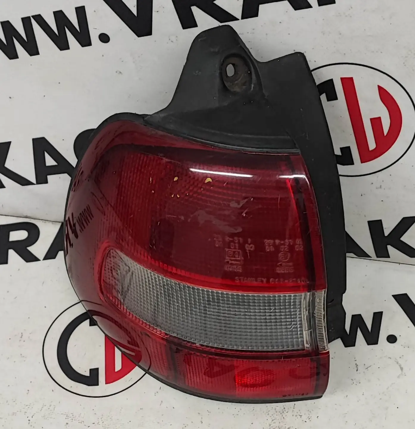 Světlomet zadní levý – Suzuki Baleno 1995-2002