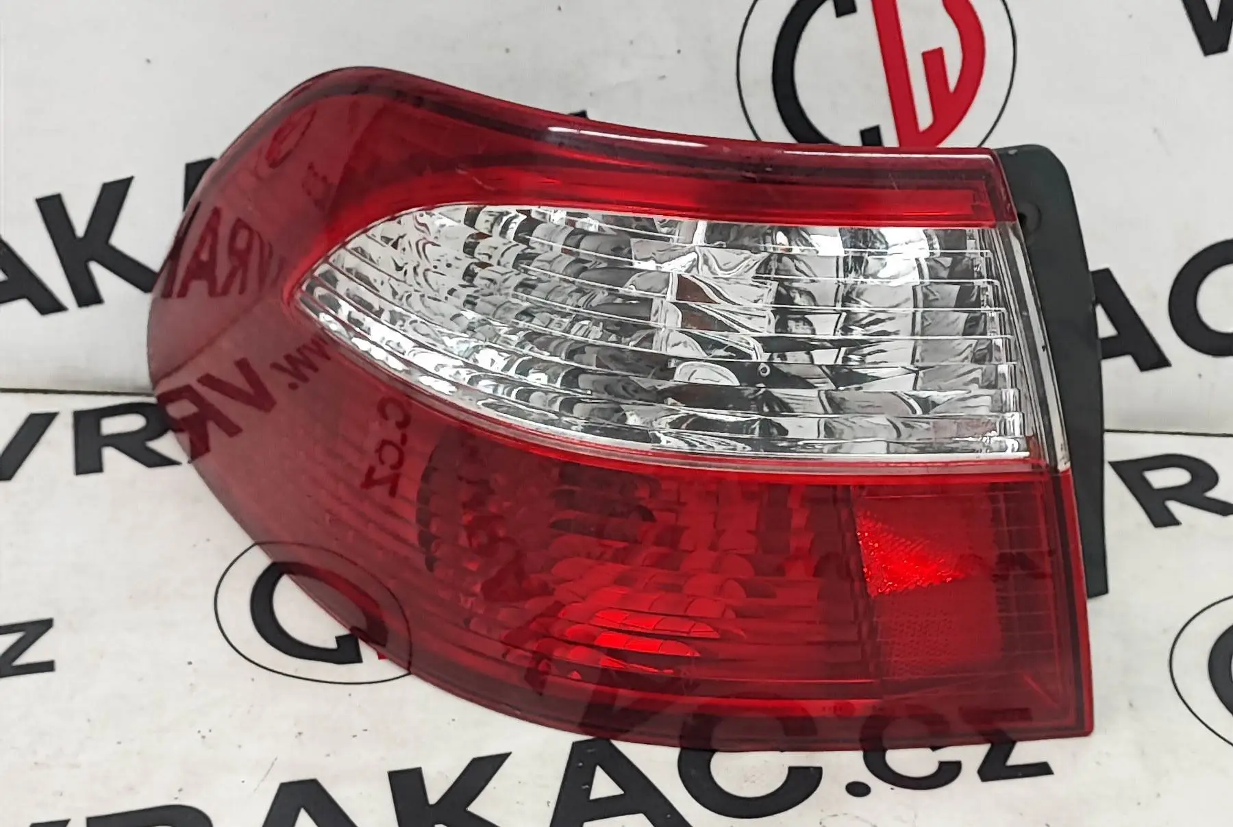 Světlomet zadní levý – Mazda 626 1997-2002