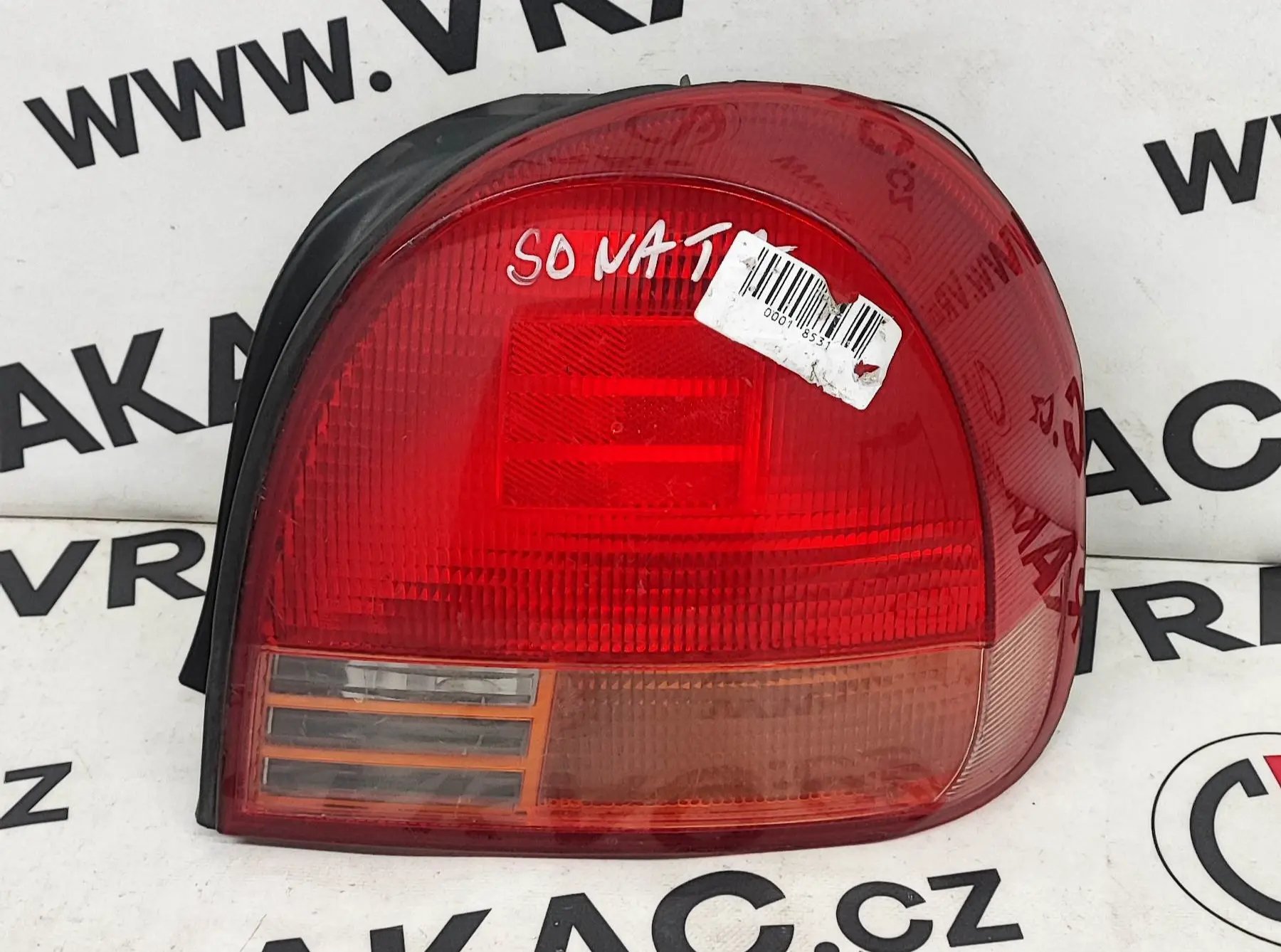 Světlomet zadní pravý – Hyundai Sonata 1998-2005