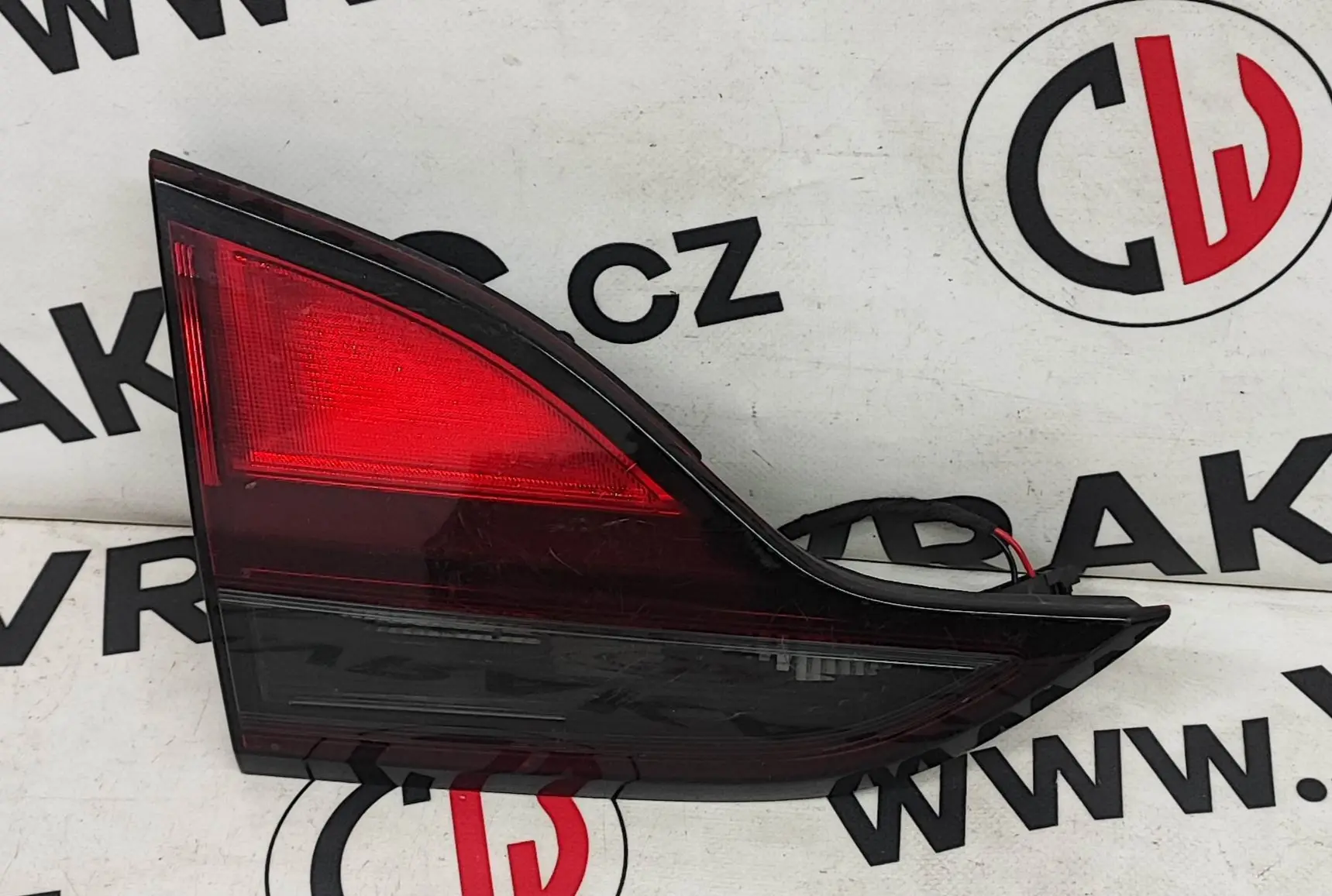 Světlomet zadní levý vnitřní – Opel Zafira C 2011 - 2016