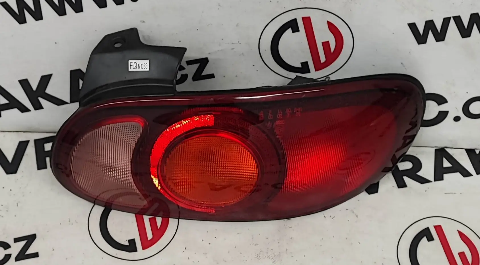 Světlomet zadní pravý – Mazda MX-5 1998-2005