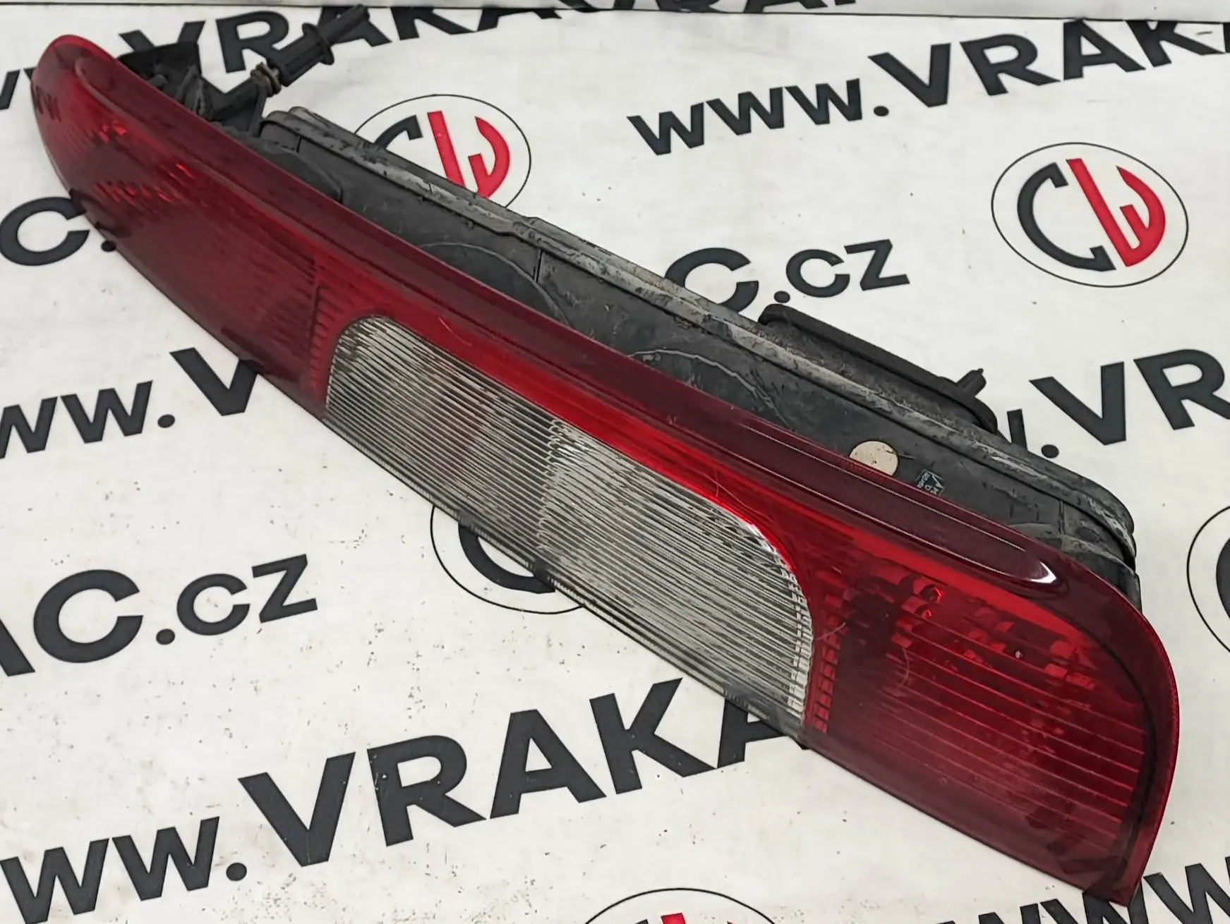 Světlomet zadní pravý – Ford Focus C-Max 2003-2007