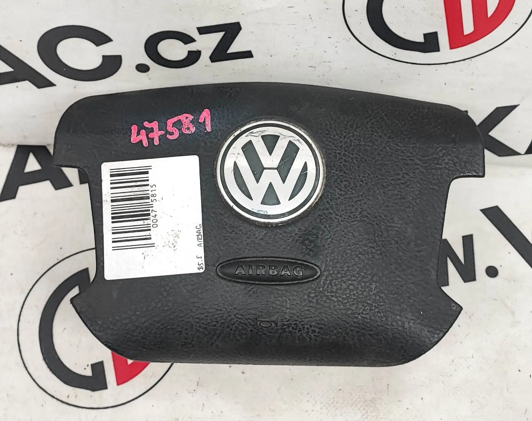 Airbag řidiče (1J0880201K) – Volkswagen Passat B5.5 2000-2005