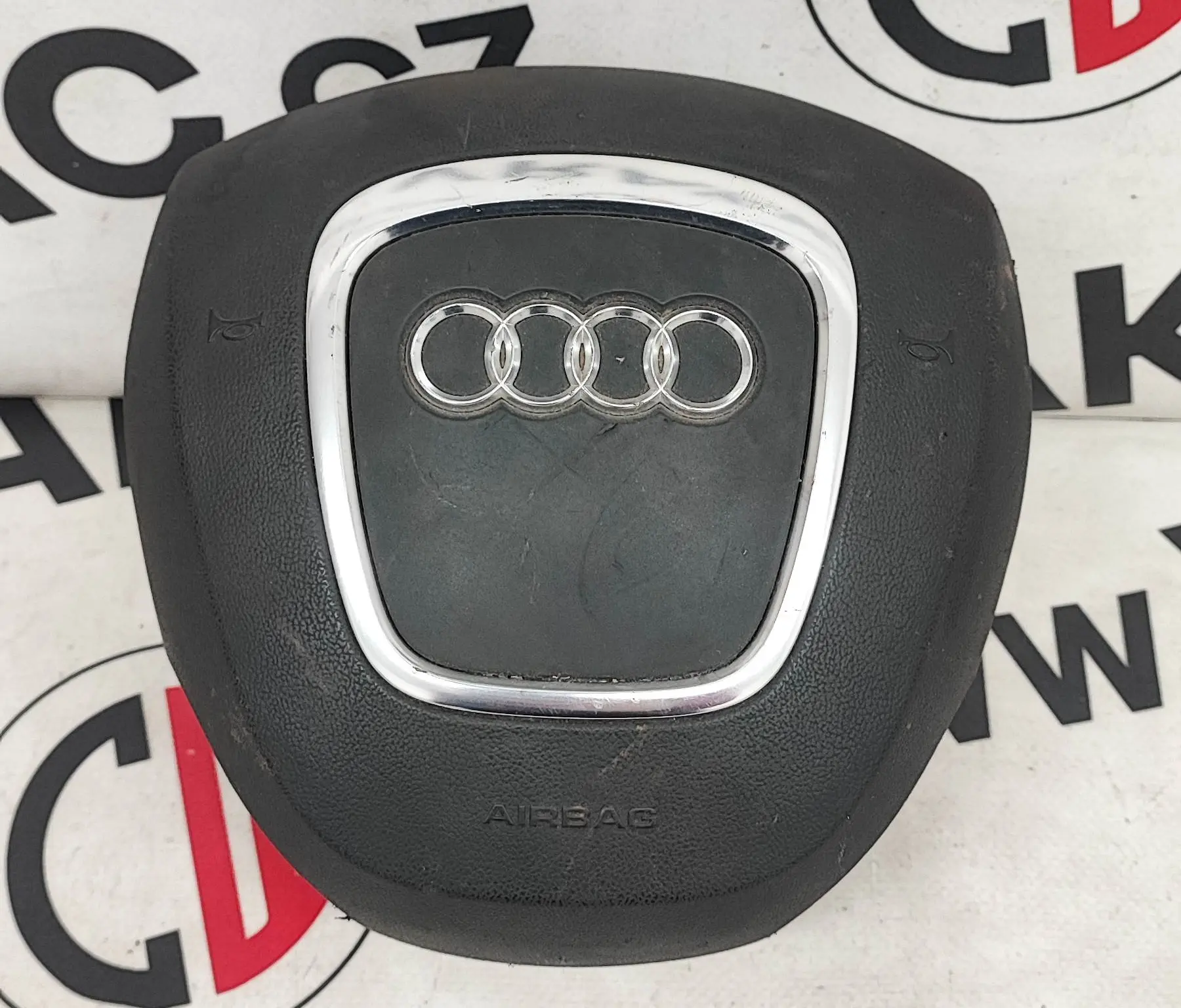 Airbag řidiče (8K0880201B) – Audi A4 2007-2017