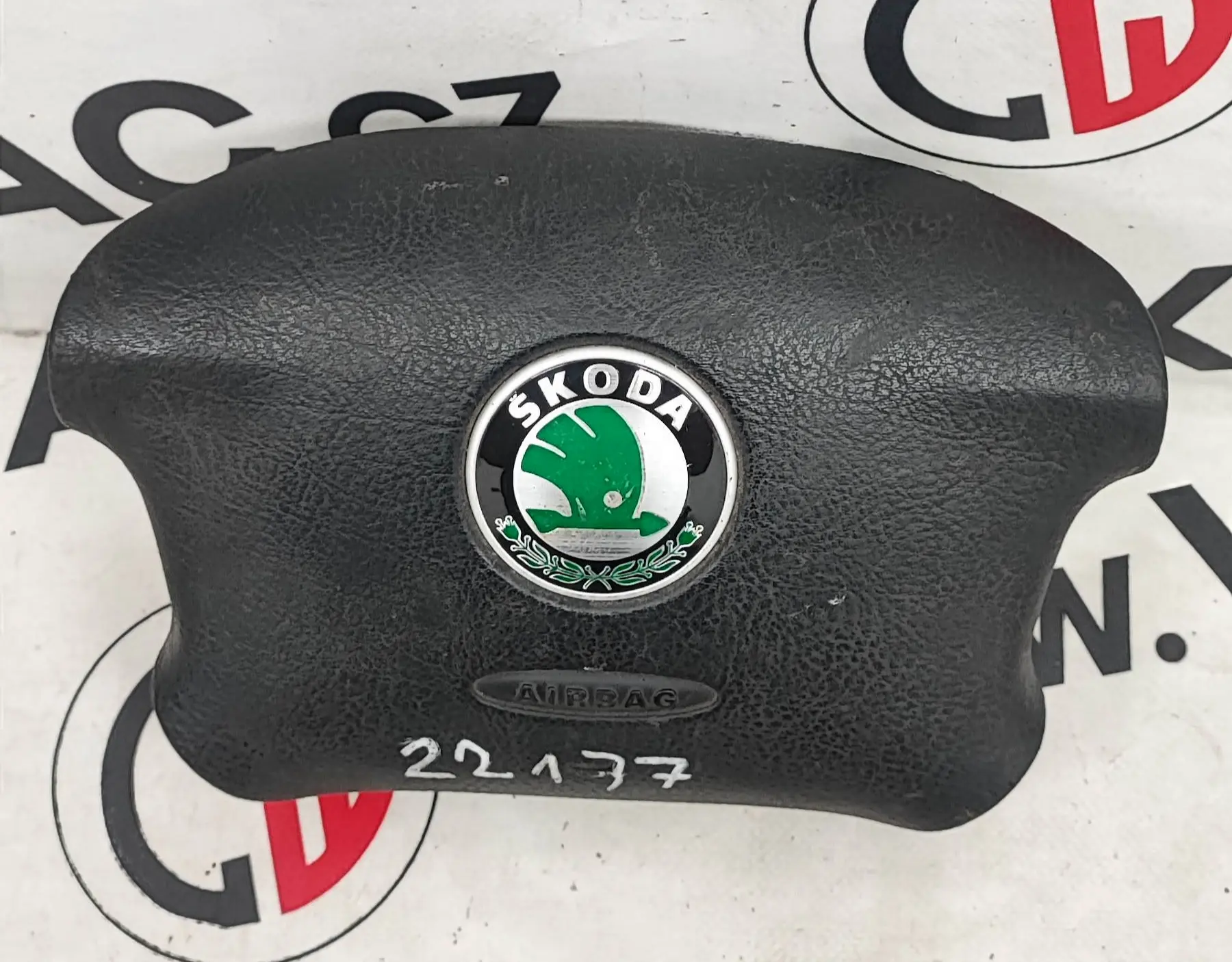 Airbag řidiče (1U0880201K) – Škoda Octavia I 1996-2000