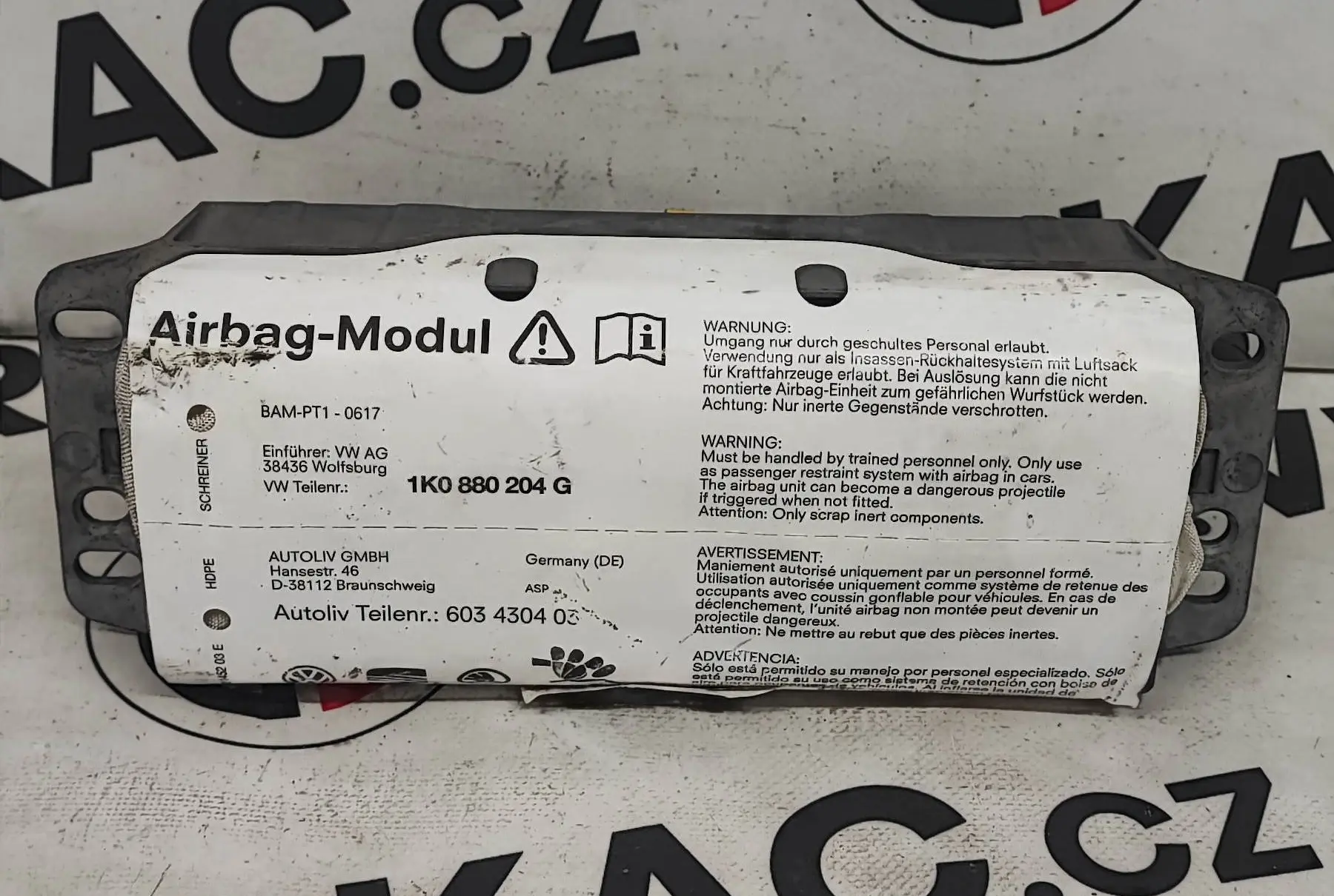 Airbag spolujezdce (1K0880204G) – Volkswagen Golf V 2003-2010