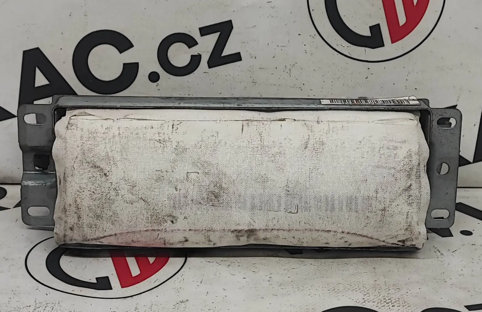 Airbag spolujezdce – Volkswagen Polo 2001-2012