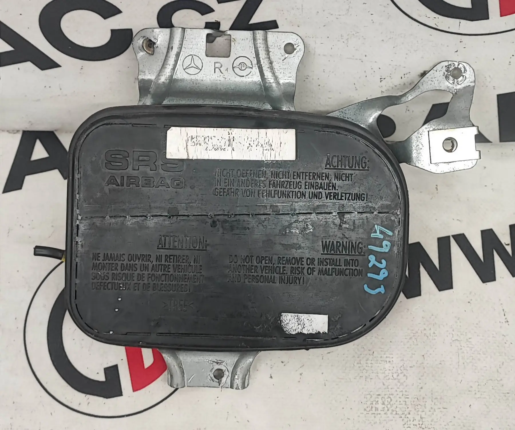 Airbag pravých bočních dveří – Mercedes Benz E-Class (W210) 1995-2003