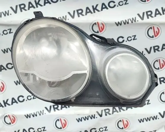 Světlomet pravý přední (6Q1941008M) – Volkswagen Polo 2001-2012