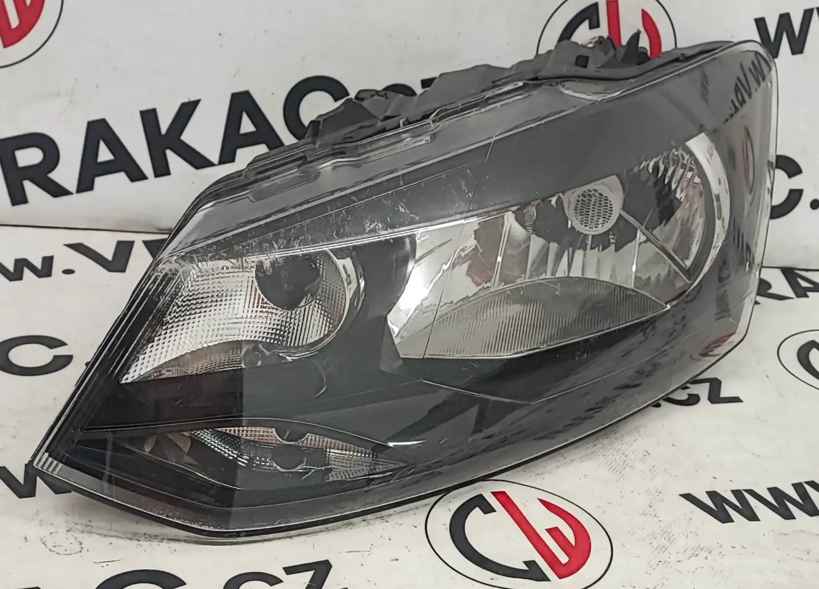 Světlomet levý přední – Volkswagen Polo 6R 2009-2022
